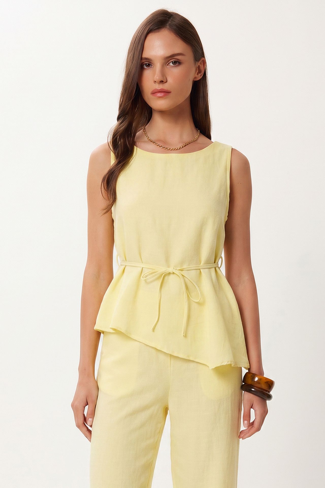 ISTANBUL Sleeveless Blouse And Wide-leg Trouser Coord 3