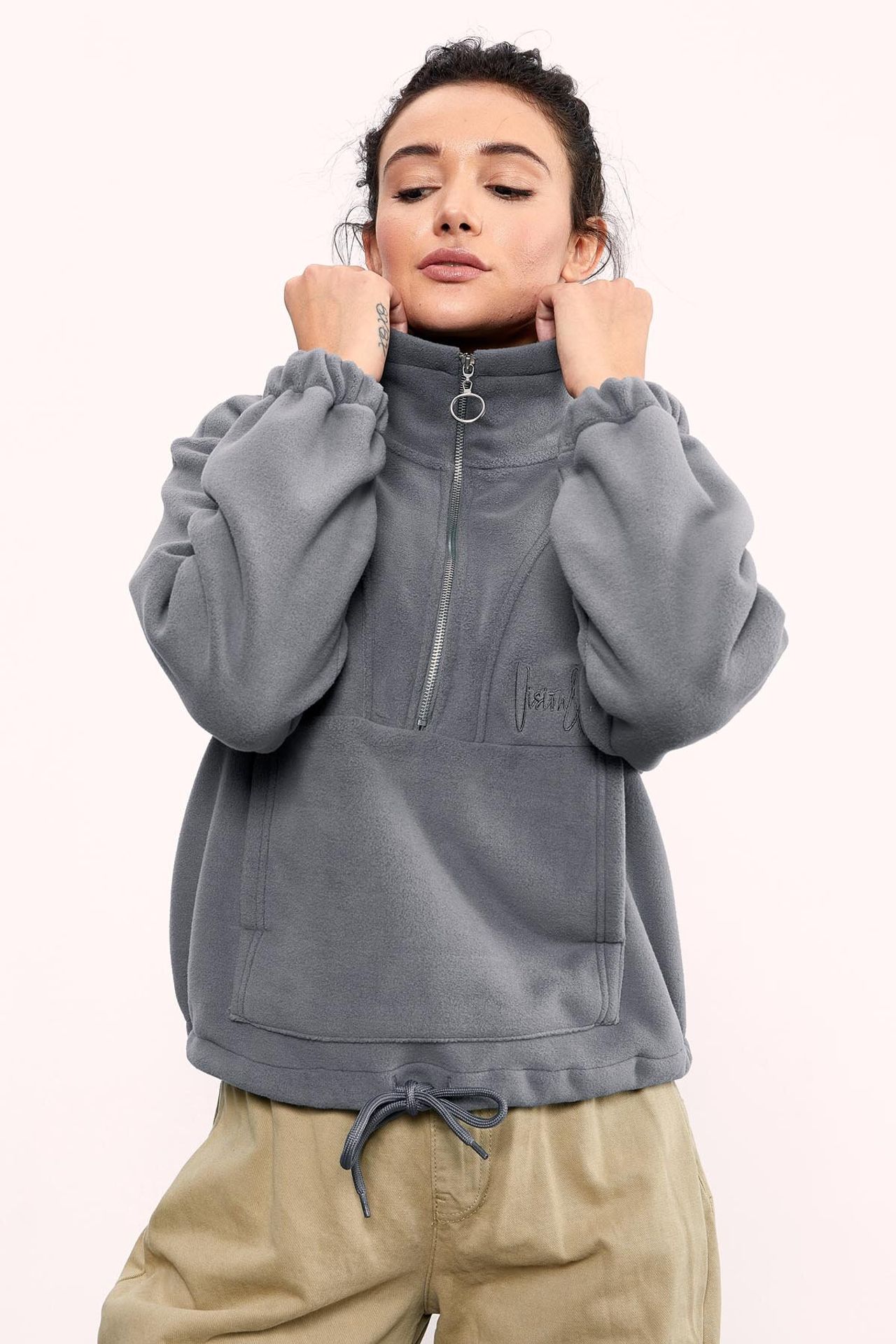 TOMMY Oversized Half-zip Plush Sweatshirt 4