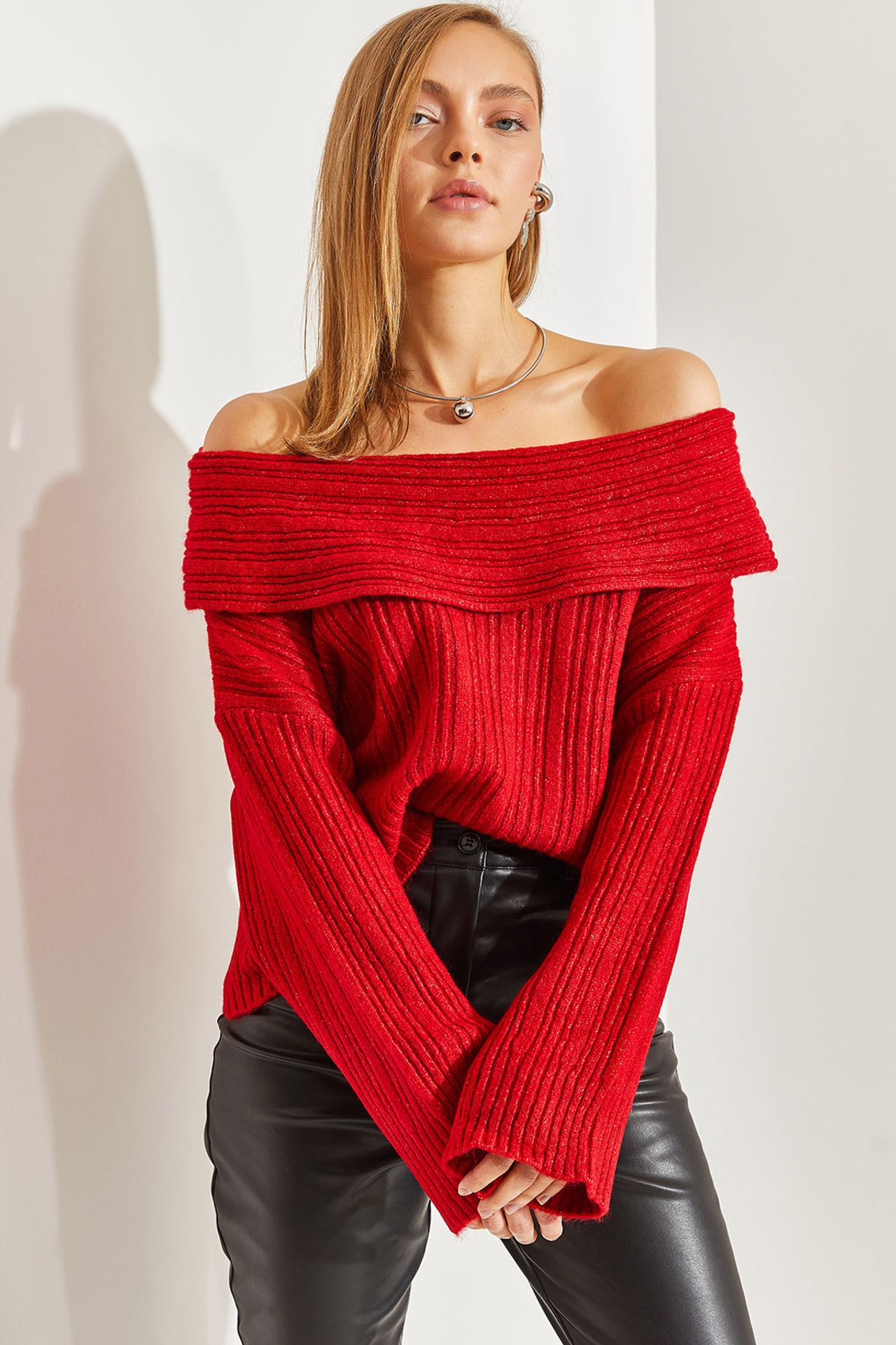 LUCCI Off Shoulder Ribbed Knit Sweater 2