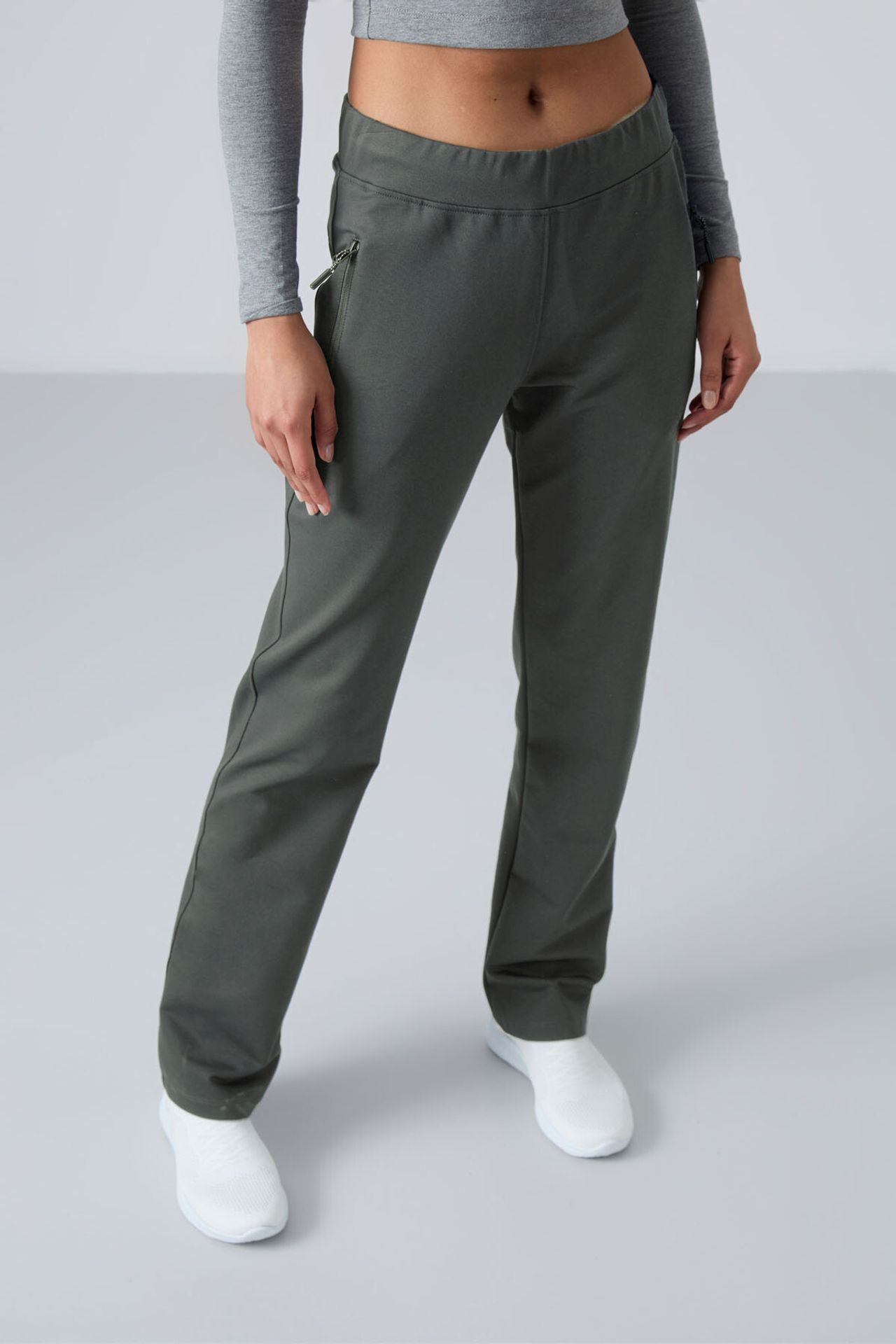TOMMY Women's Straight-leg Fleece Sweatpants 3