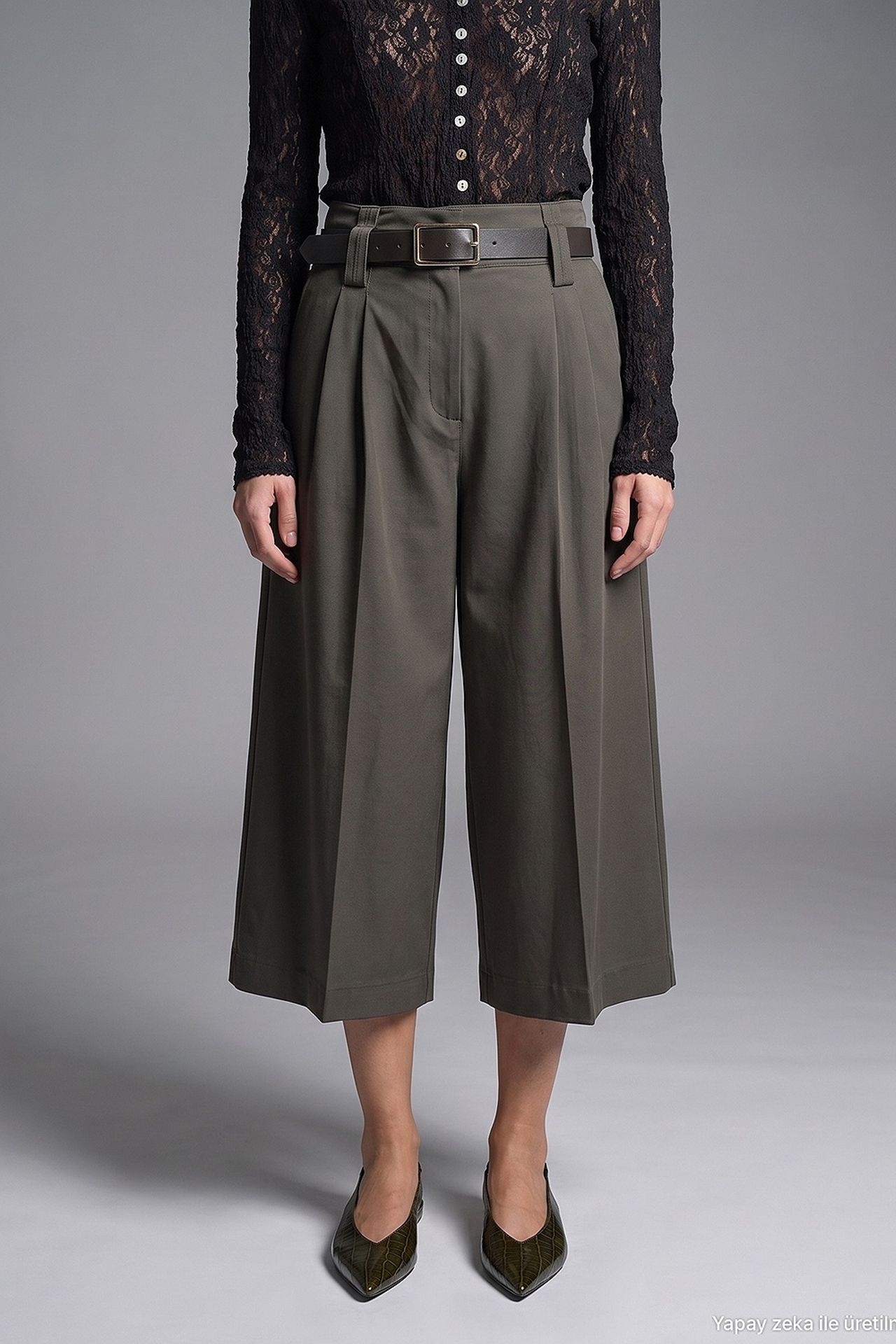 DILVIN Women's Tailored Shorts 3