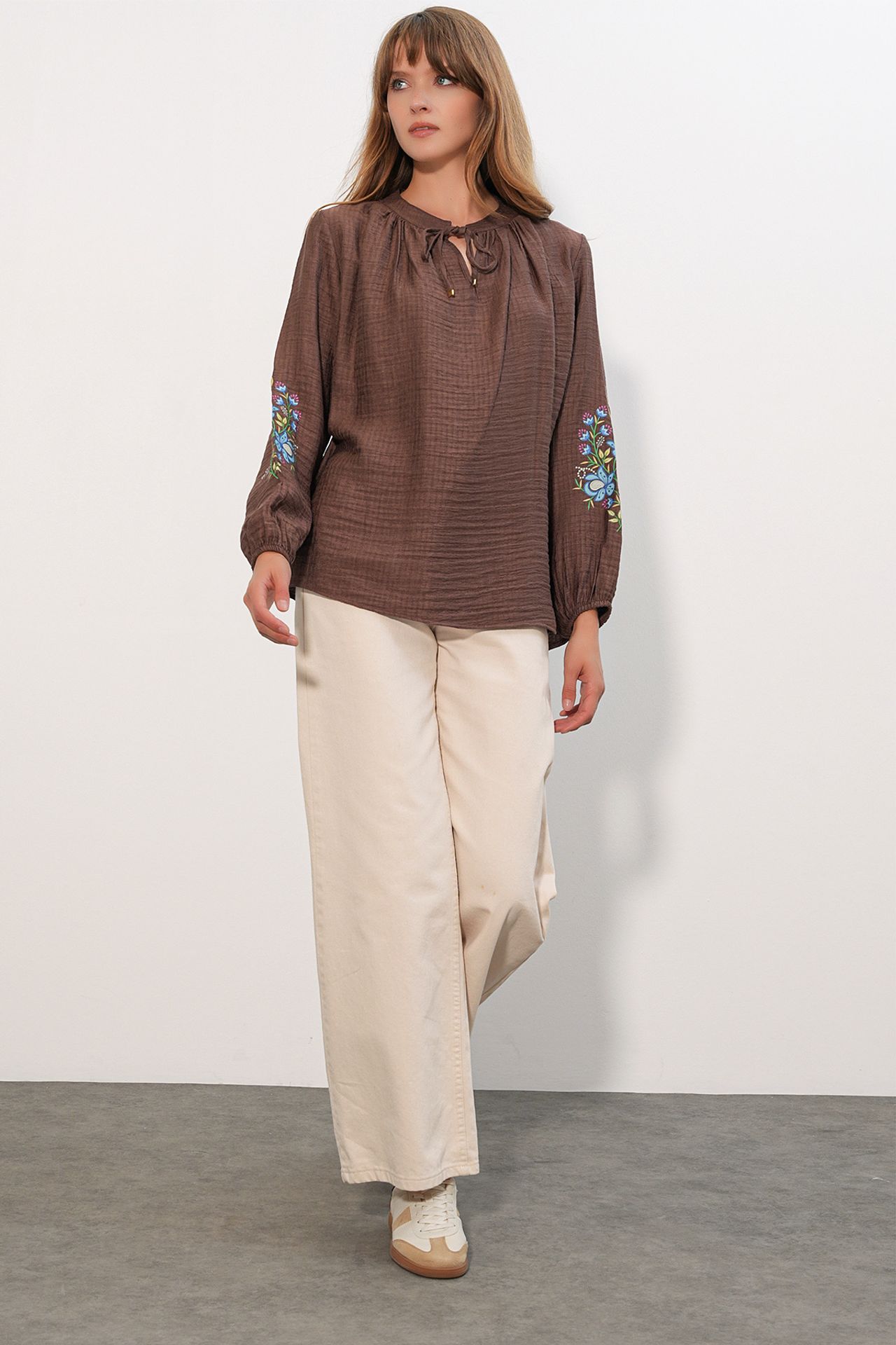 BDART Nakışlı Oversize Krep Bluz 2