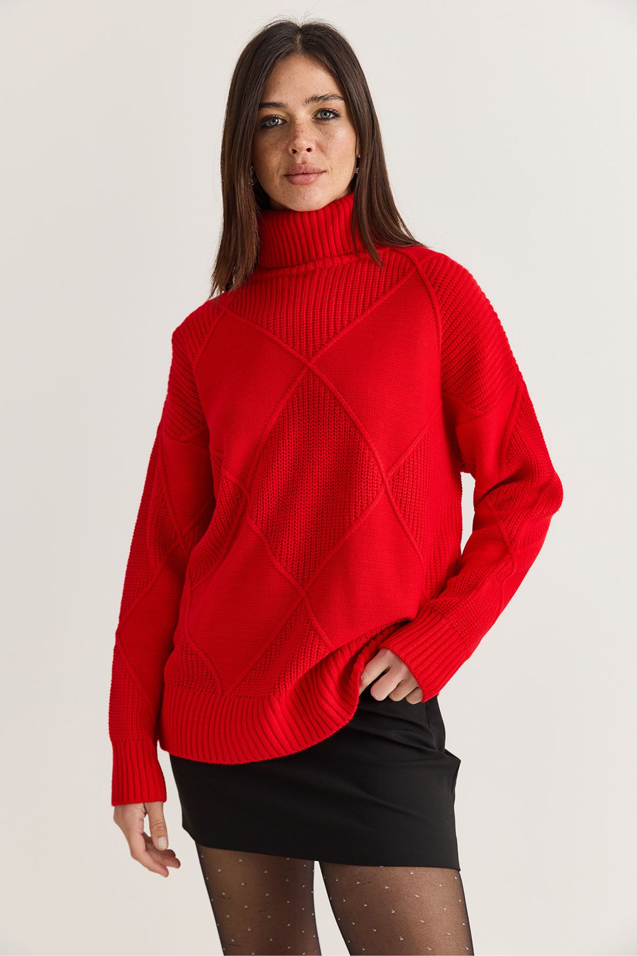 LUCCI Textured Turtleneck Sweater 3