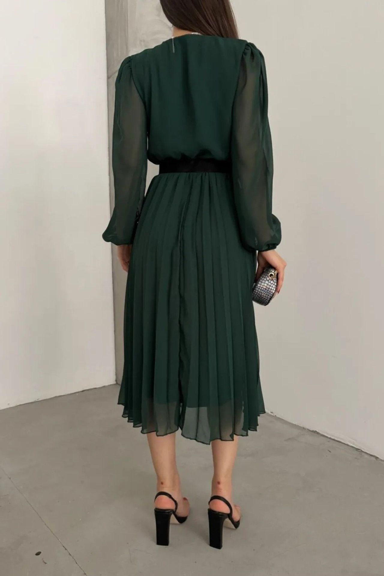 JANES Belted V-Neck Chiffon Midi Dress 3
