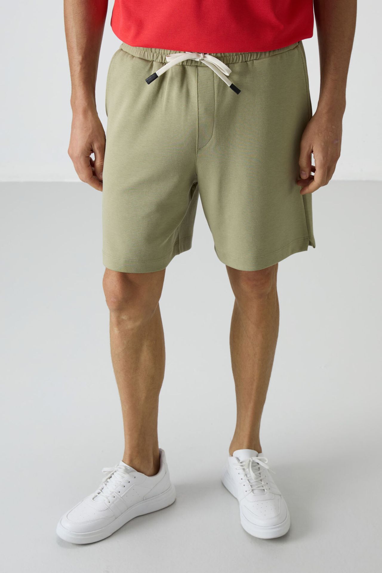 TOMMY Men's Drawstring Comfort Sweat Shorts 5
