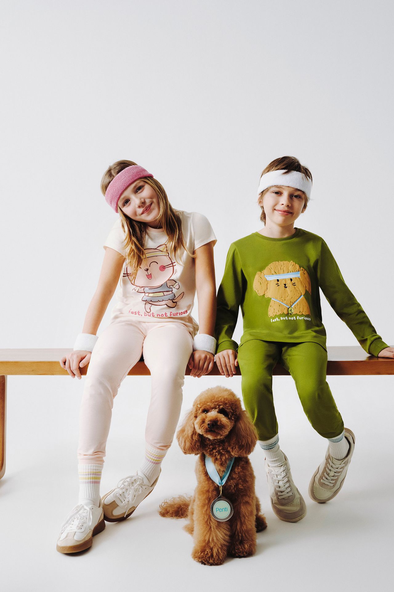 PENTI Girls' Fast Cat Short Sleeve Pajama Set 1