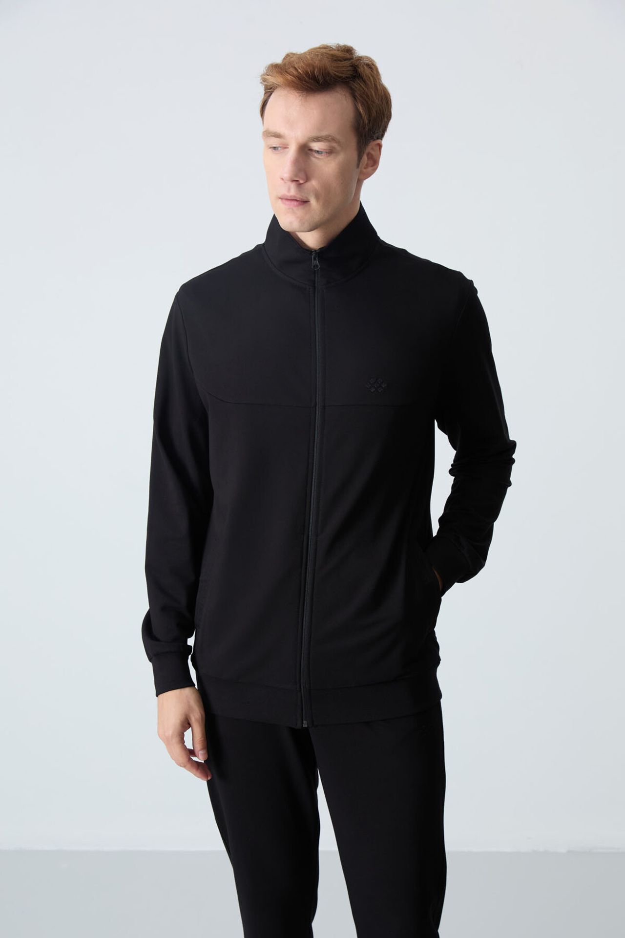 TOMMY Men's Zip-Collar Sweatshirt And Pants Set 3