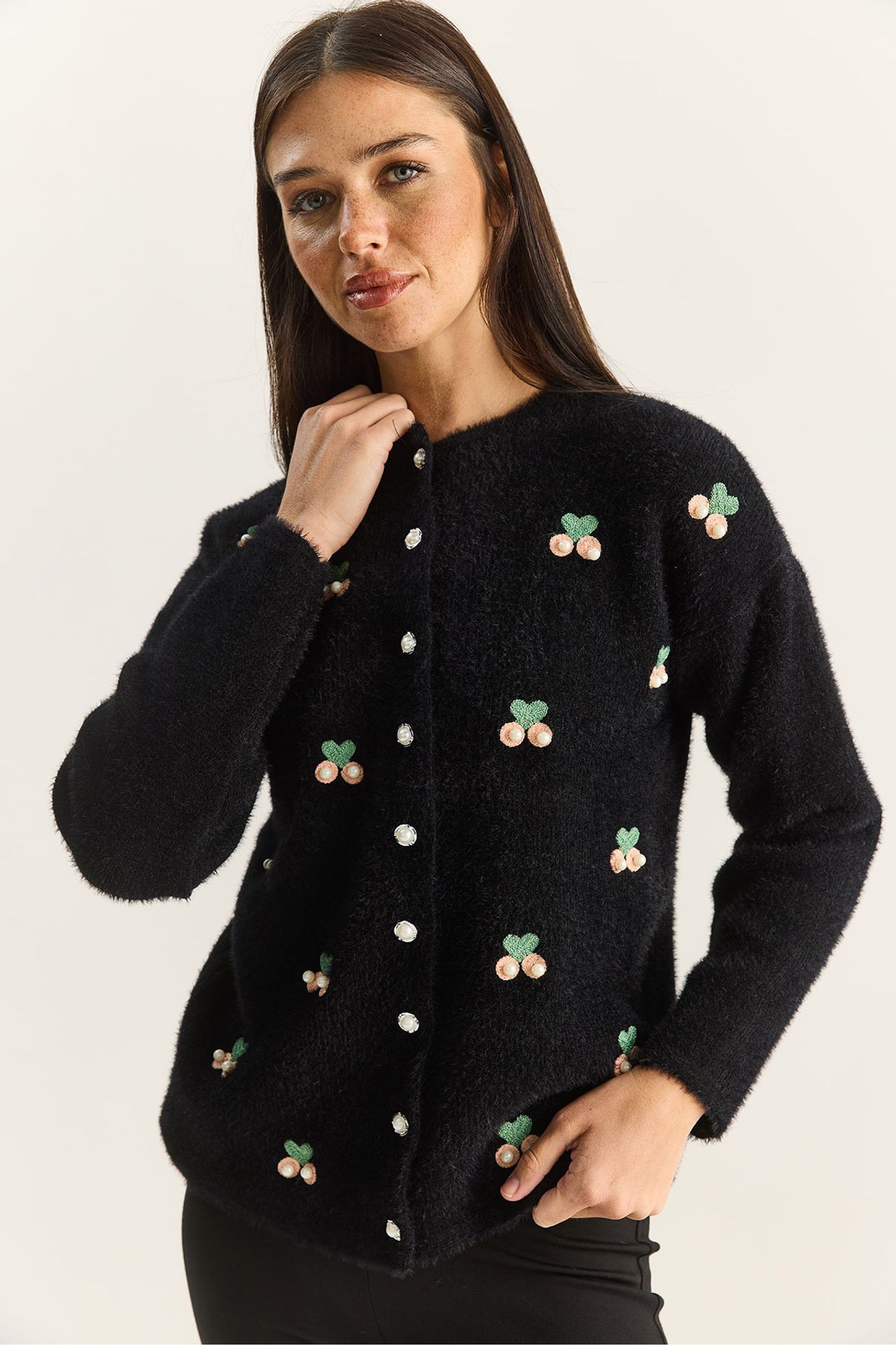 LUCCI Embroidered Button-Up Cardigan 4