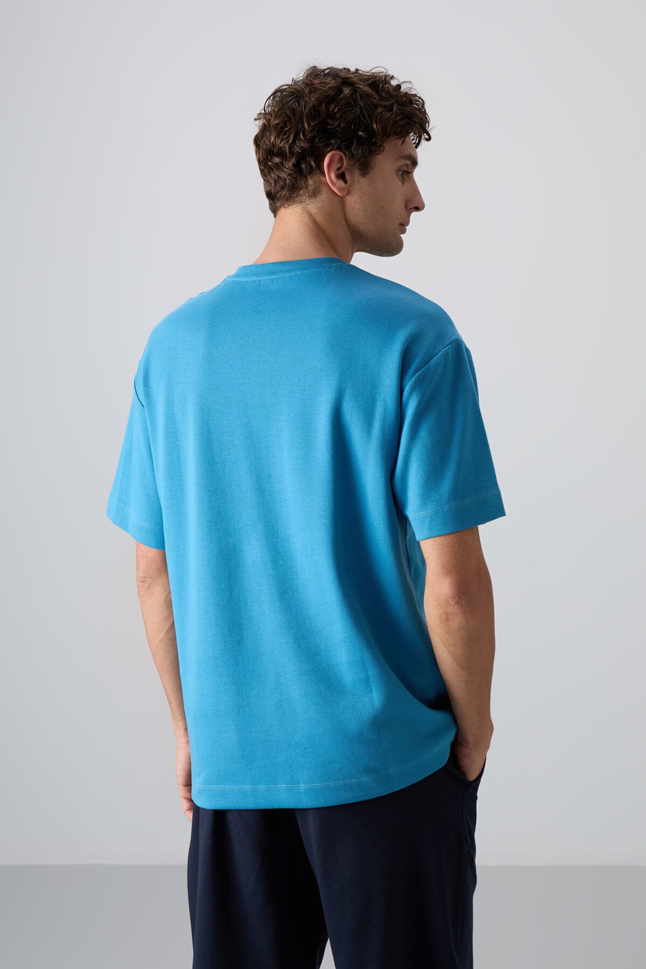 TOMMY Oversized Cotton-Blend Crew Neck T-Shirt 5