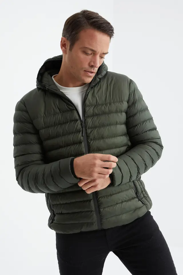 TOMMY Men's Nylon Jacket