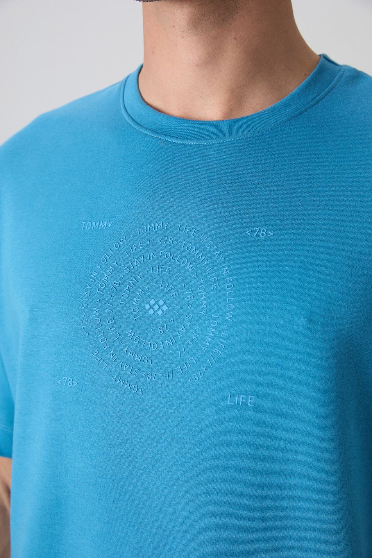 TOMMY Oversized Cotton-Blend Crew Neck T-Shirt 4