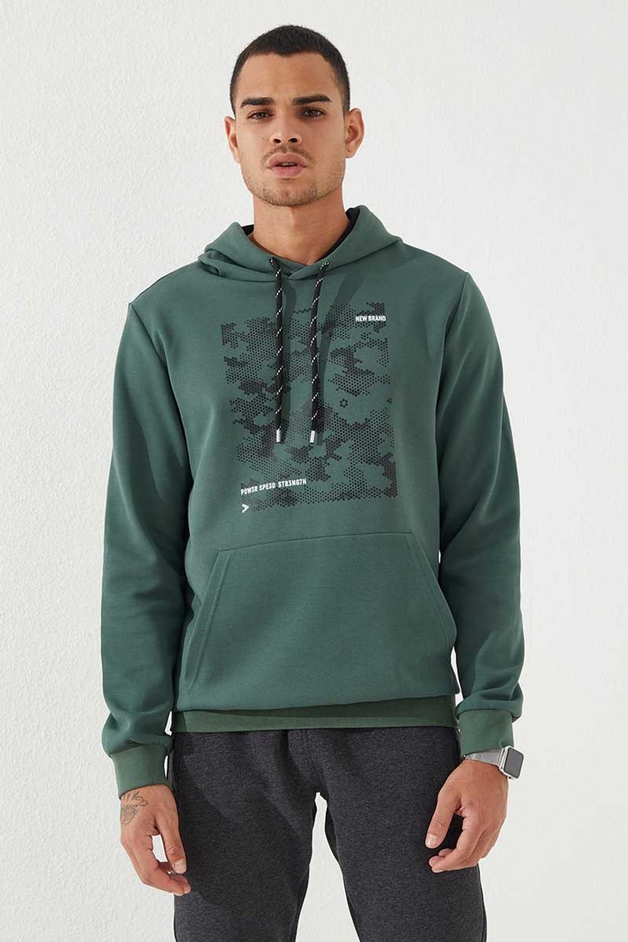 TOMMY Men's Camouflage Printed Hoodie 1