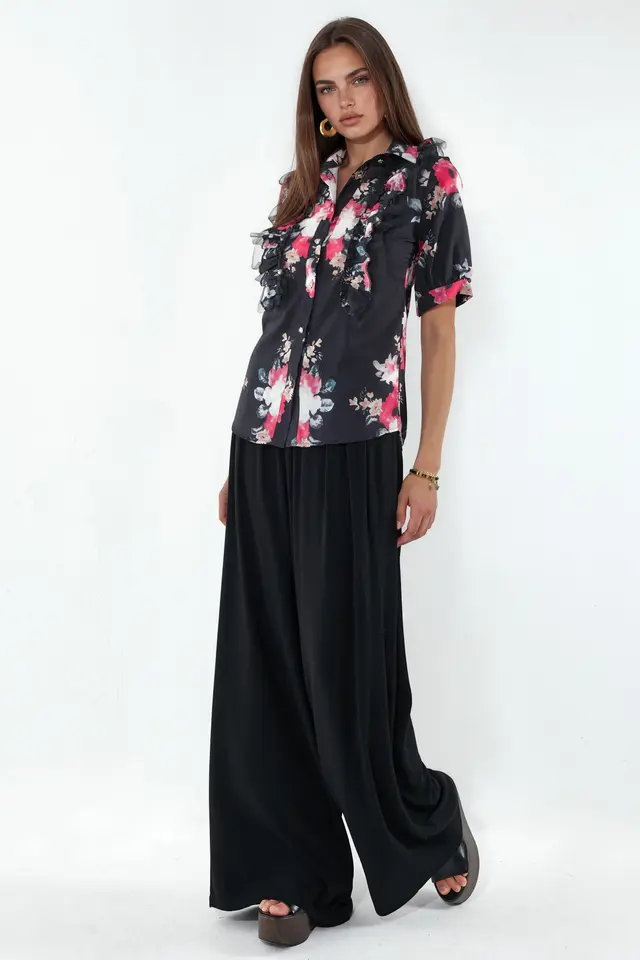 MSN Floral Poplin Shirt-collar Blouse