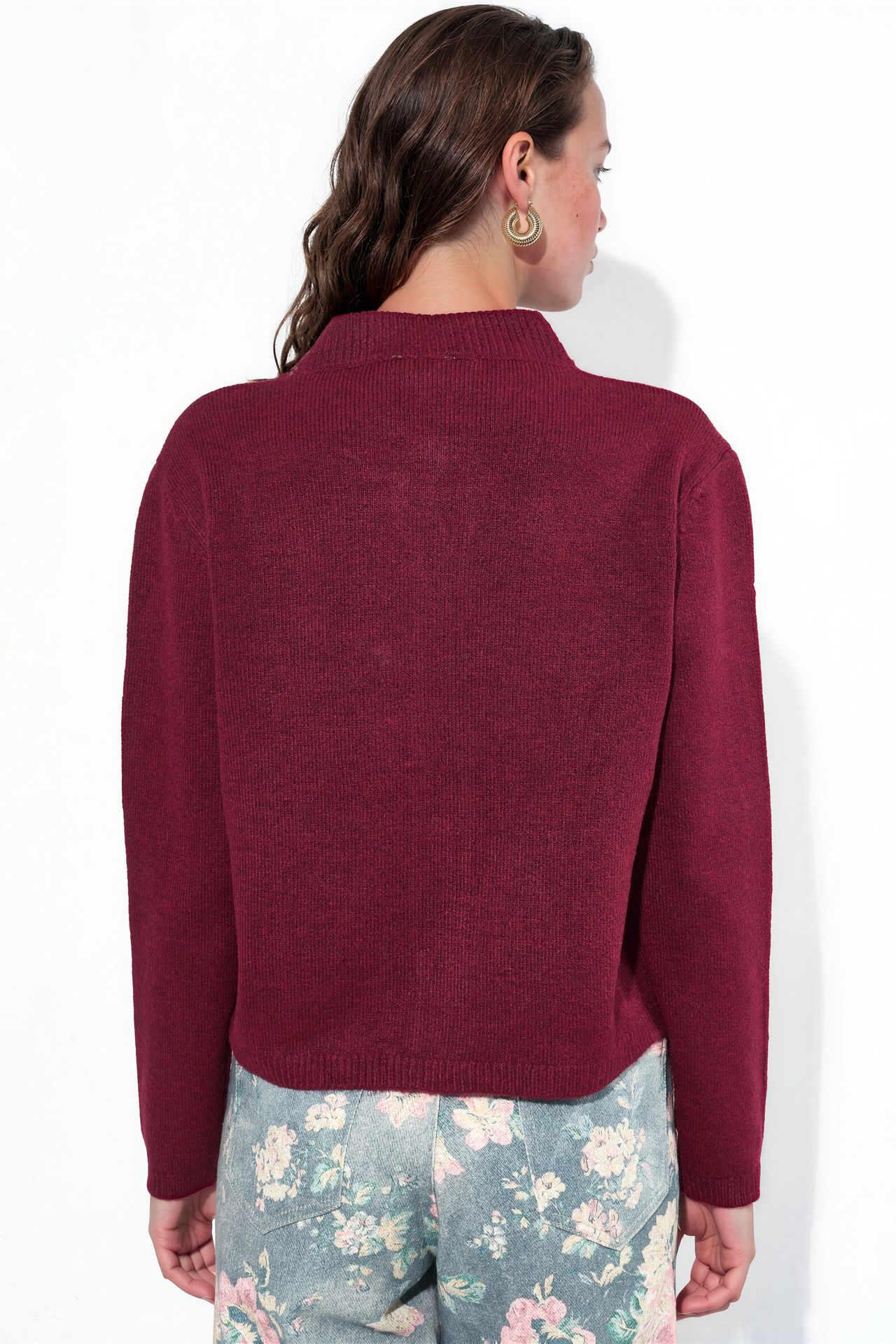 VIORNA Ribbed Crew Neck Button Cardigan 2
