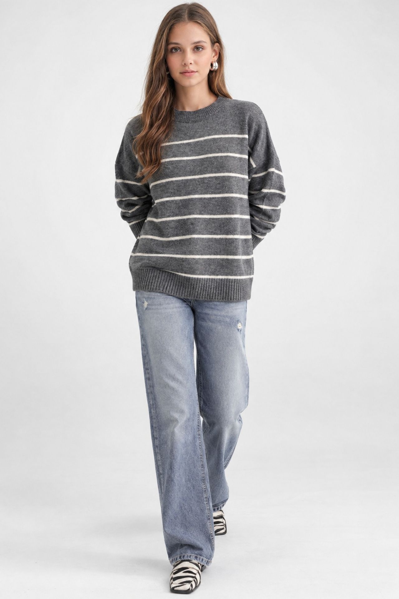 Striped Crew Neck Relaxed Knit Pullover Sweater 2