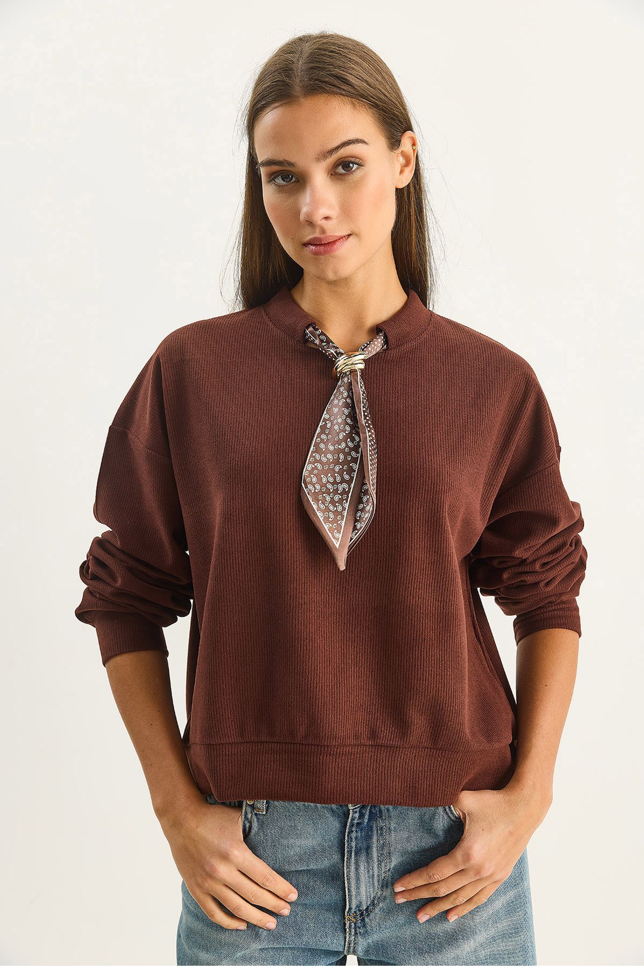 Crew Neck Ribbed Sweatshirt with Scarf Accessory Detail 2
