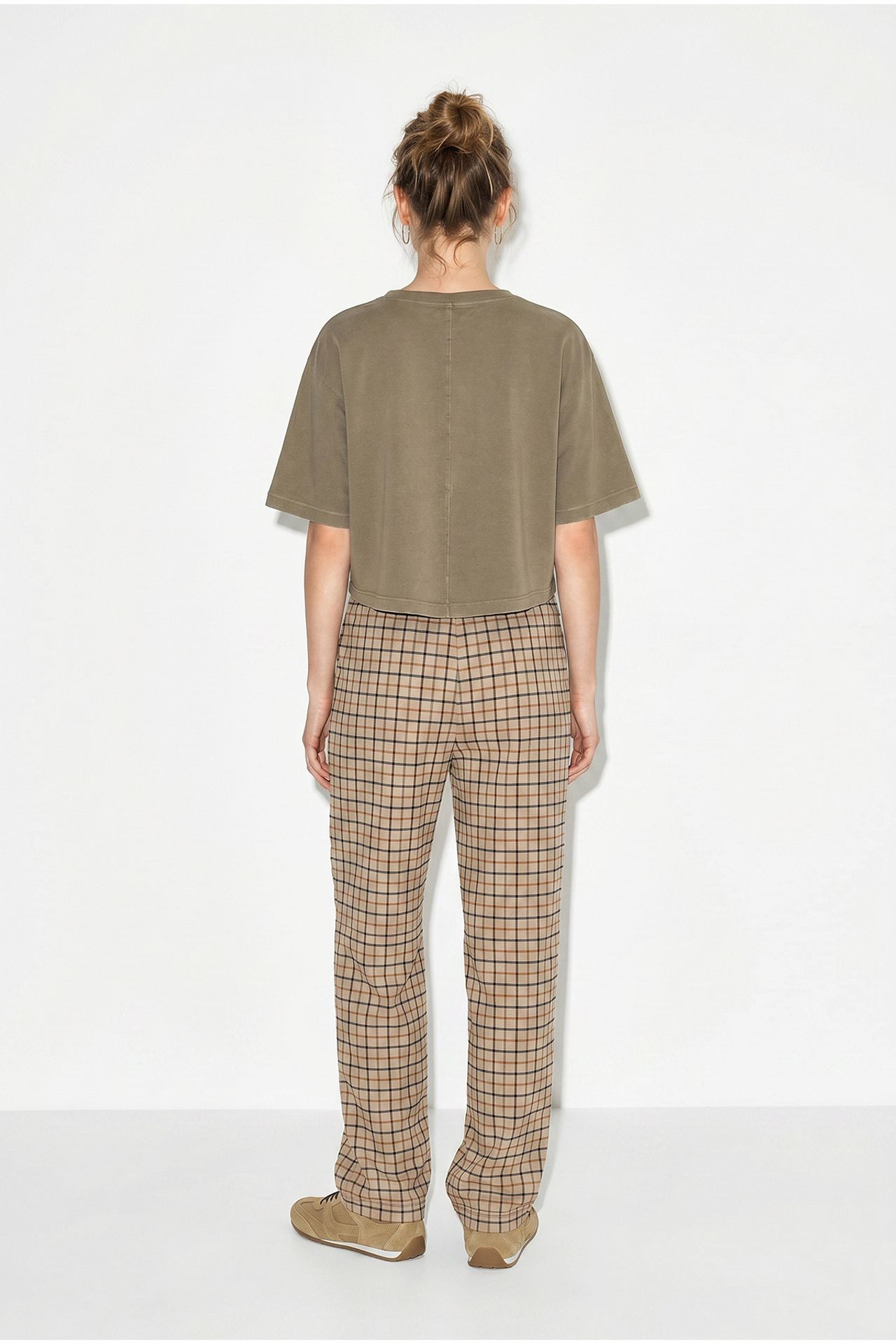 LUCCI Women's Plaid Wide-Leg Trousers 5
