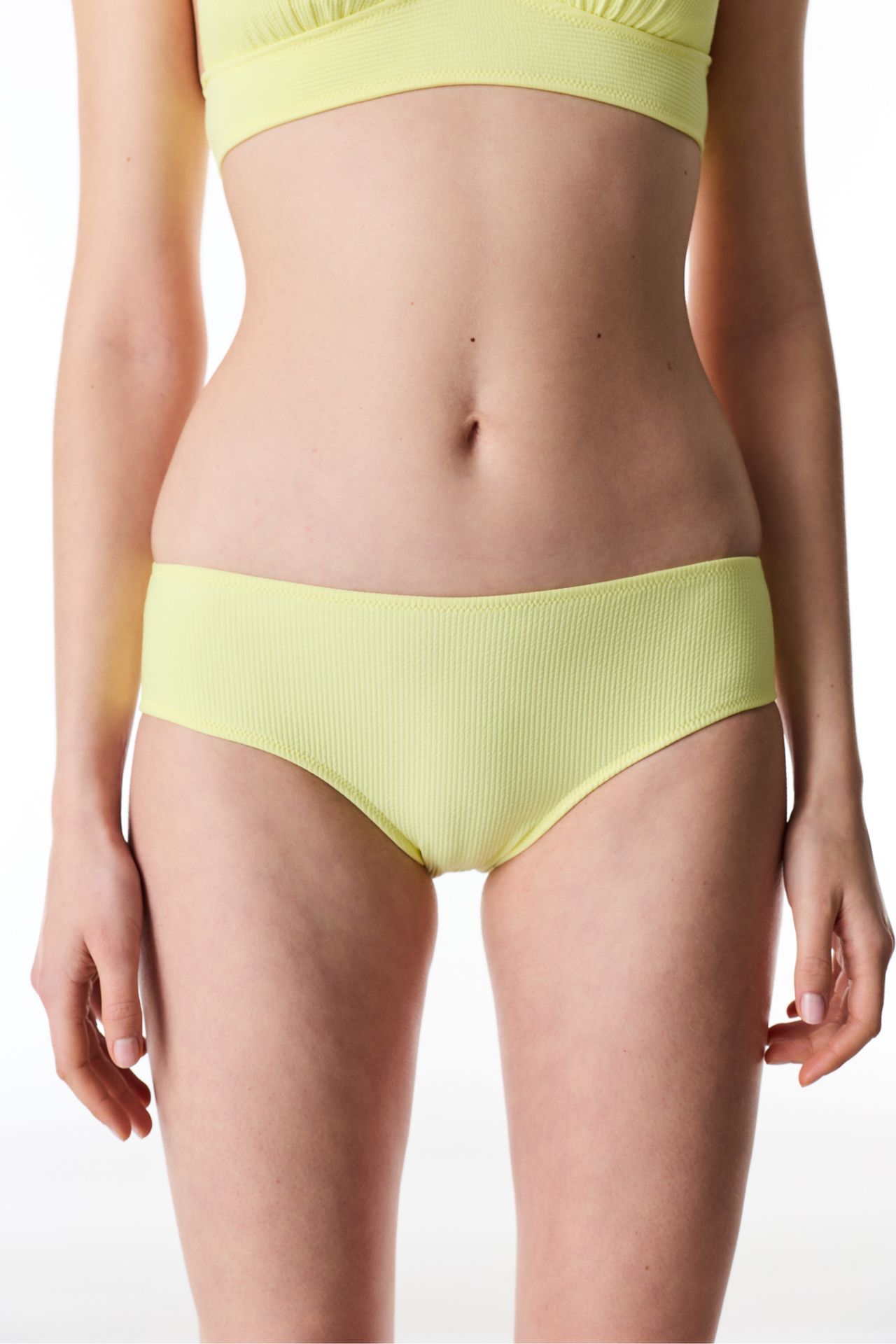 PENTI Arya Textured Mid Waist Bikini Bottom 4