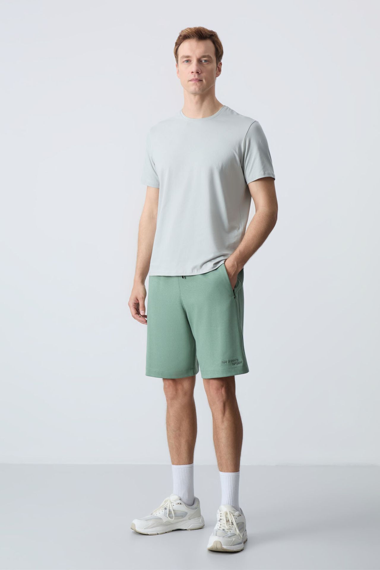 TOMMY Men's Regular Fit Jersey Shorts 1