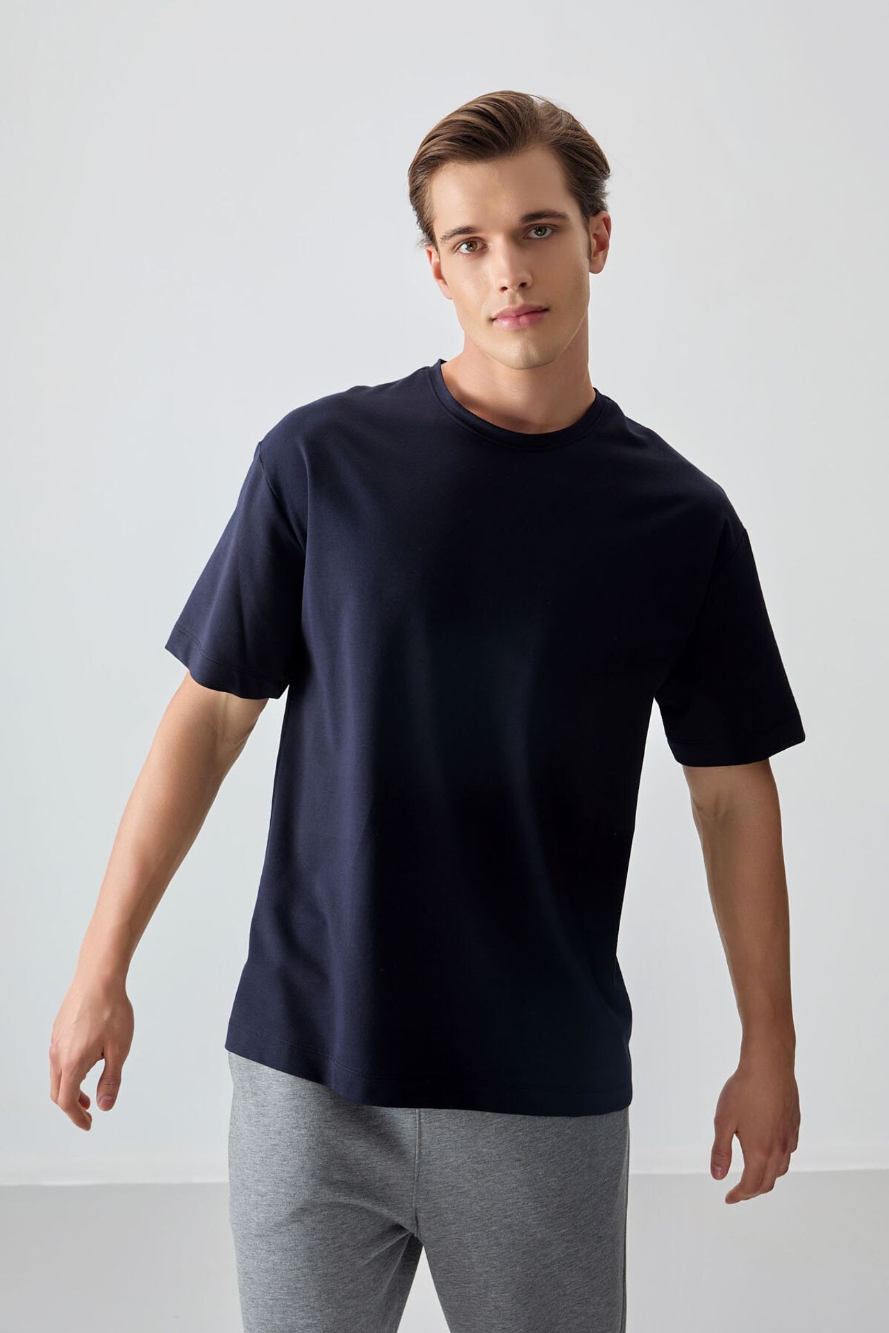 TOMMY Oversized Cotton Blend Crew Neck T-Shirt 5