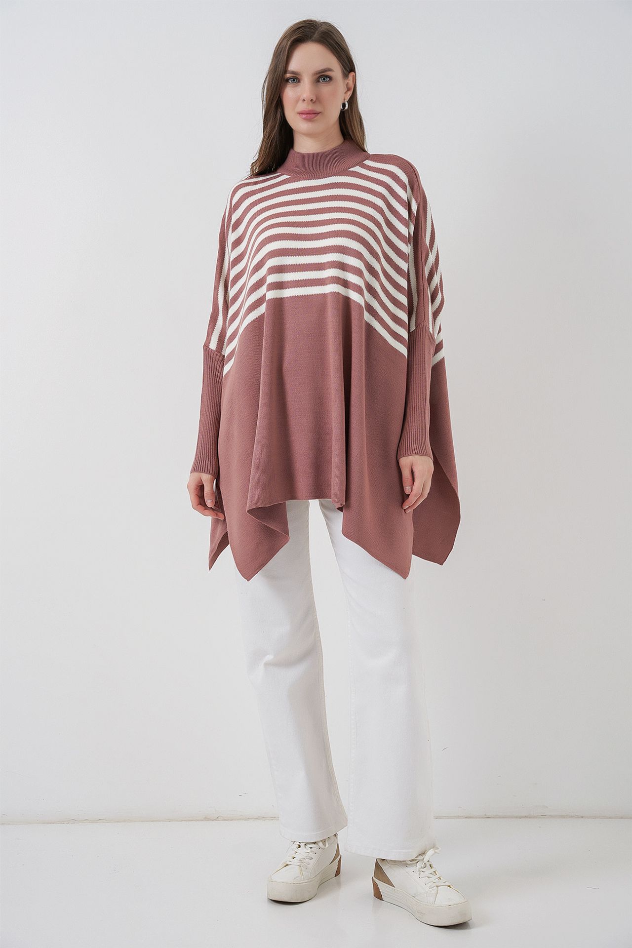 BDART Oversized Acrylic Crew Neck Jumper 2