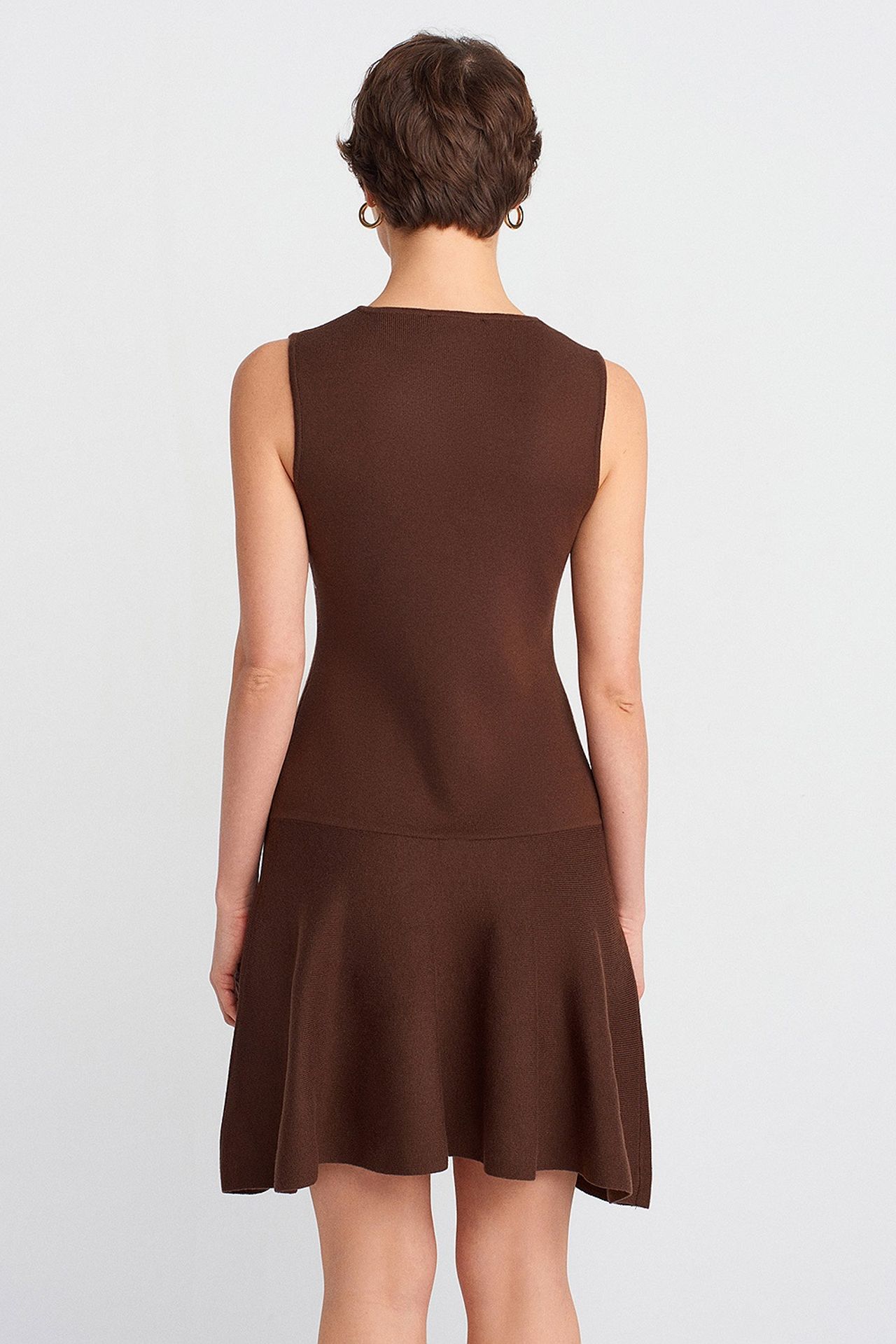 DILVIN Sleeveless Seamless Knit Skater Mini Dress 2