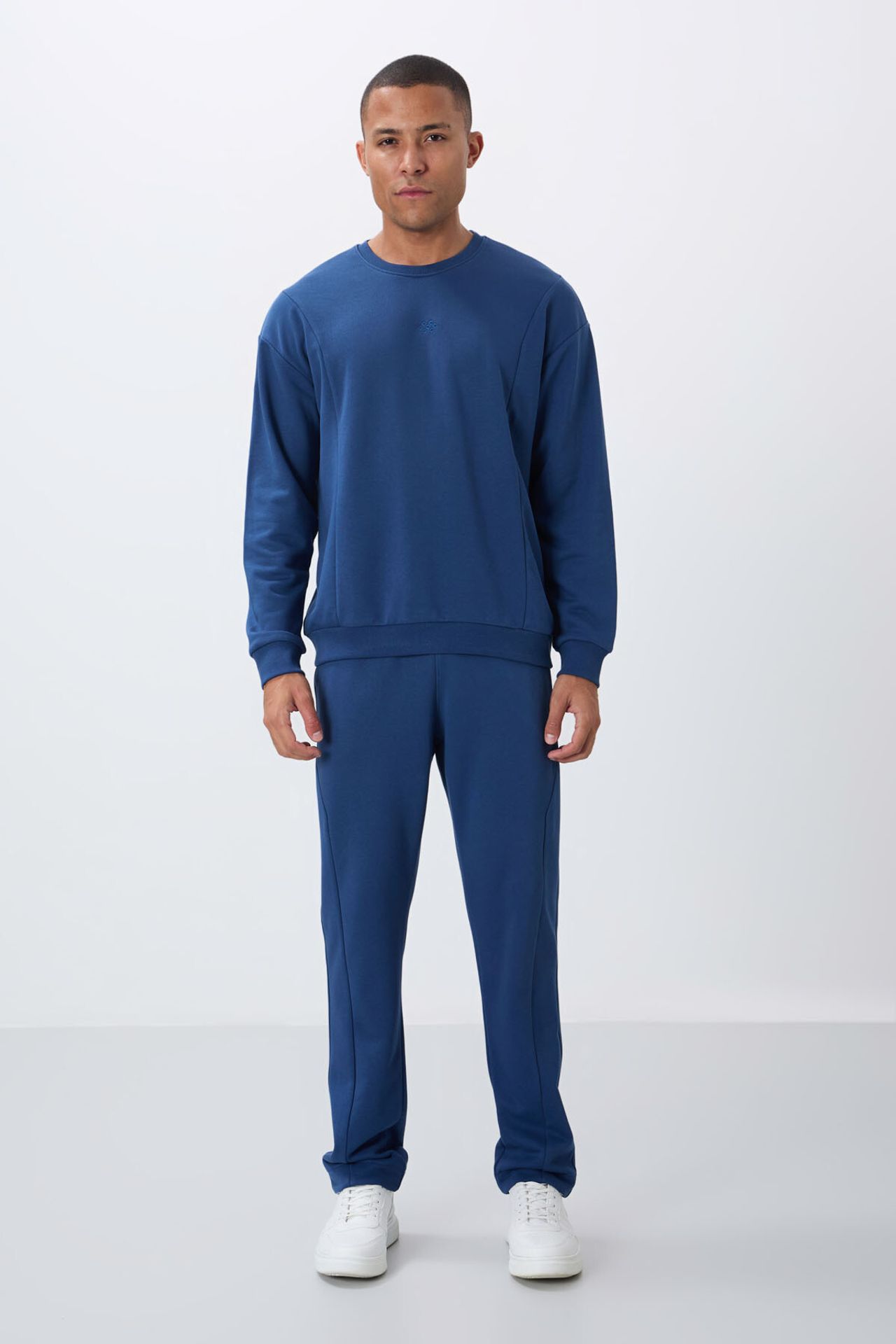 TOMMY Men's Long Sleeve Crew Neck Sweatshirt And Pants Set 5