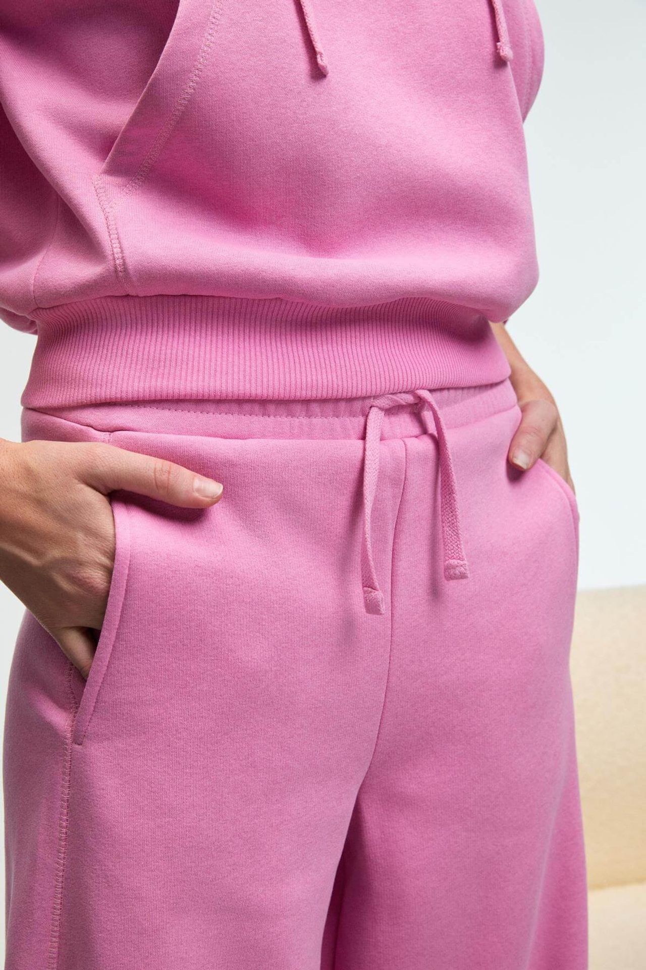 GRIMELANGE Wide Leg Drawstring Joggers 4
