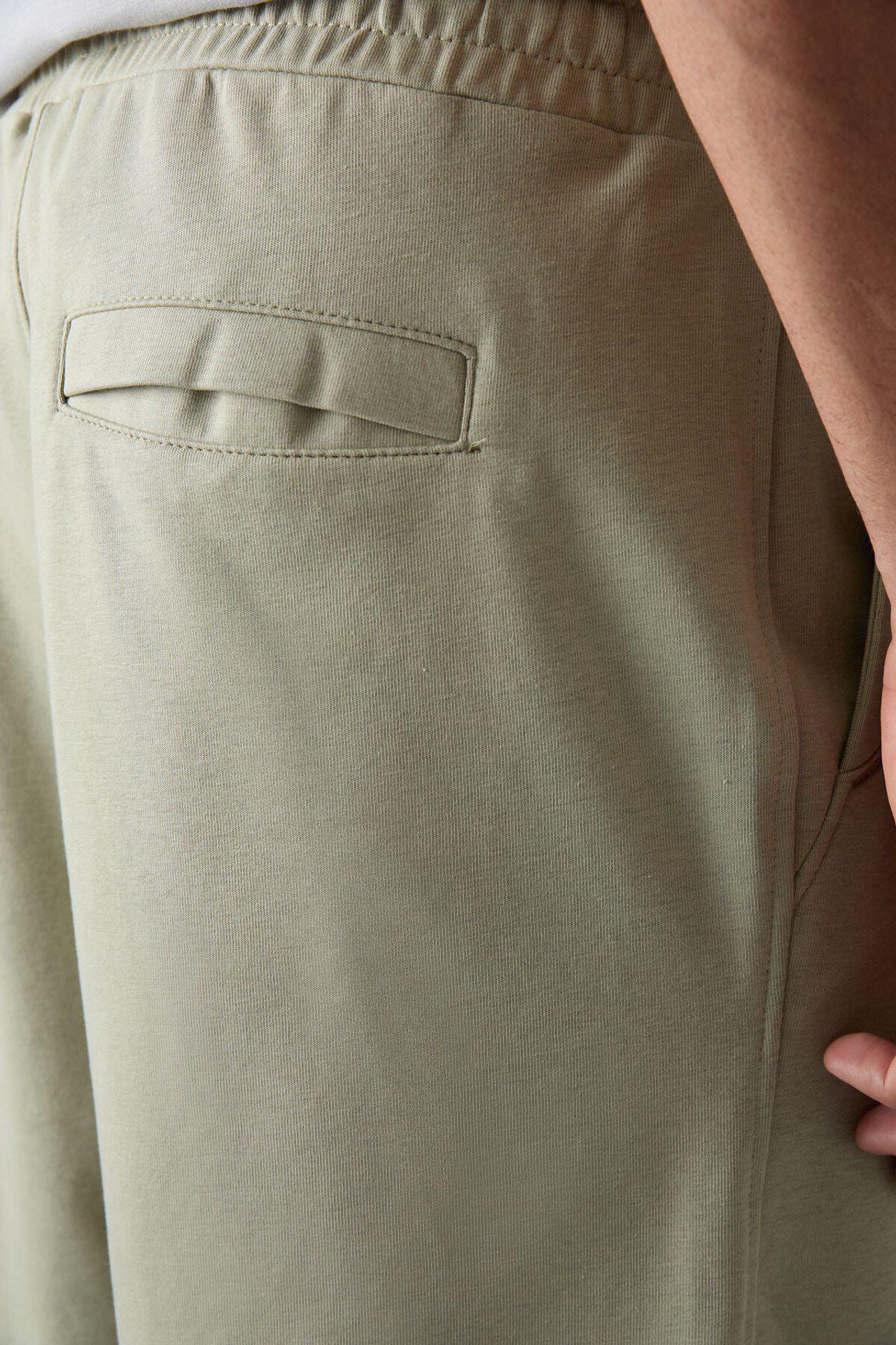 TOMMY Men's Knit Sweat Shorts 4