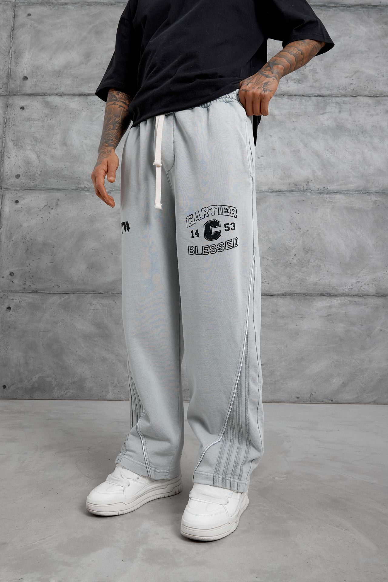 NOMARC Bol Geniş Paça Yazı Baskılı Jogger Pantolon 1