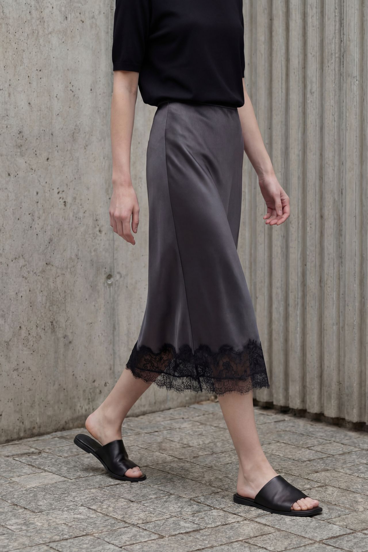 MY FASHION Lace Detailed Satin Midi Skirt 5