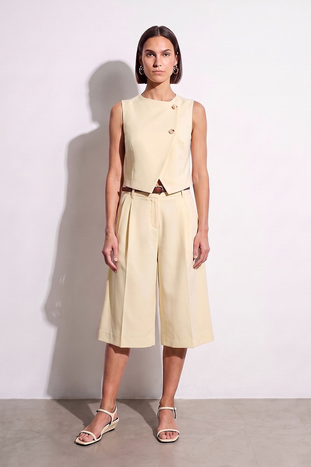 DILVIN High-waist Belted Wide-leg Tailored Shorts 2