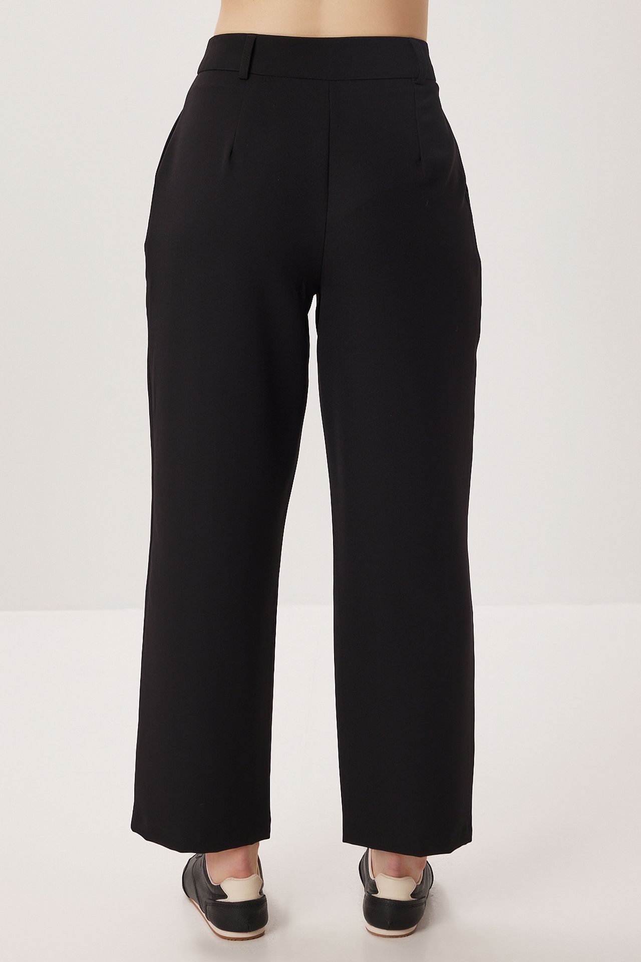 ISTANBUL High Waist Tailored Trousers with Belt 4