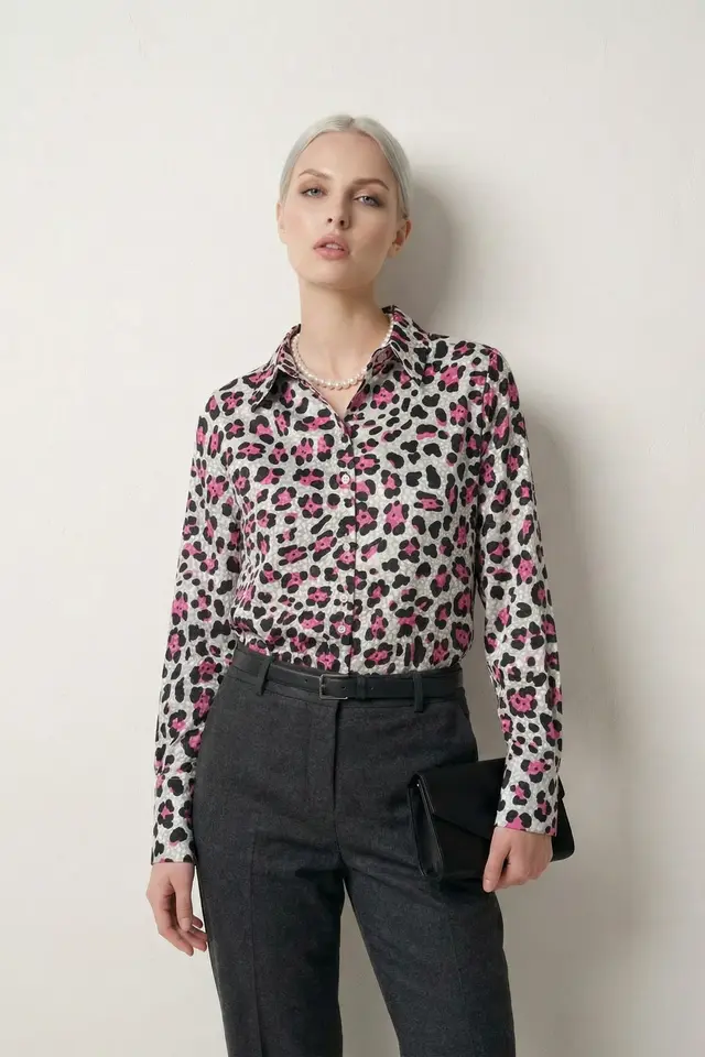 MY FASHION Leopard Print Long Sleeve Button-Up Shirt