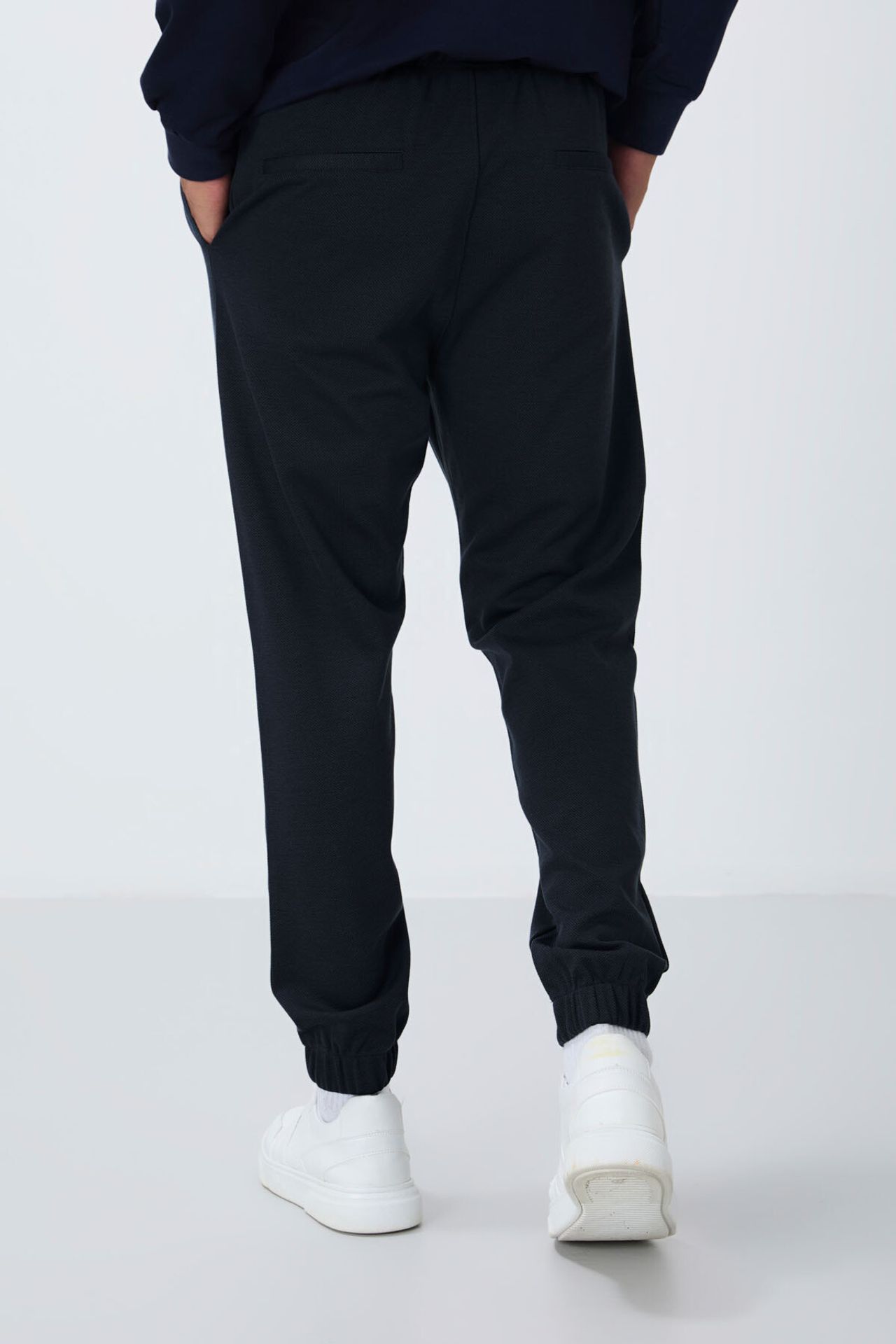 TOMMY Men's Regular Fit Fleece Sweatpants 5