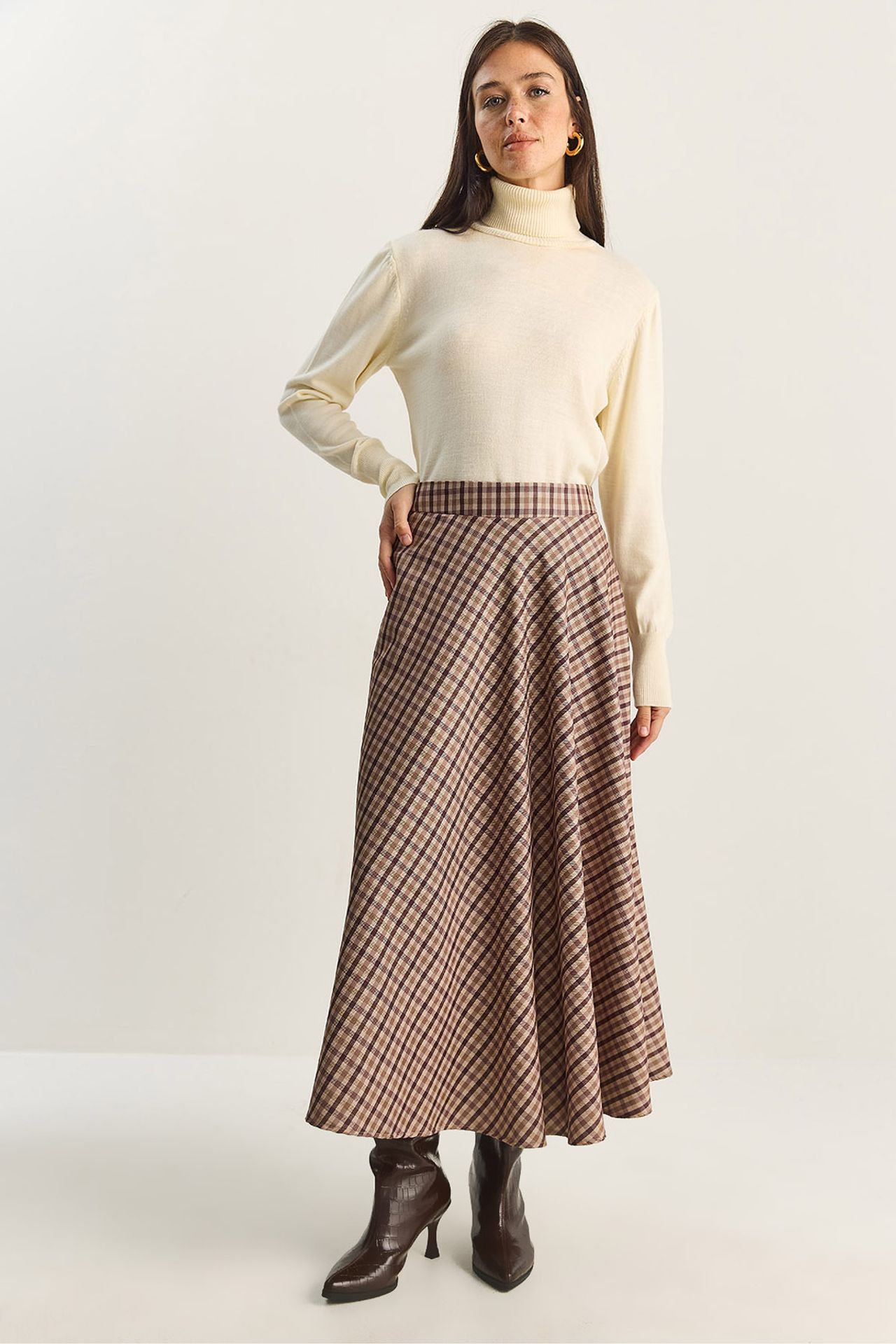 LUCCI Plaid Patterned High Waist Maxi Skirt