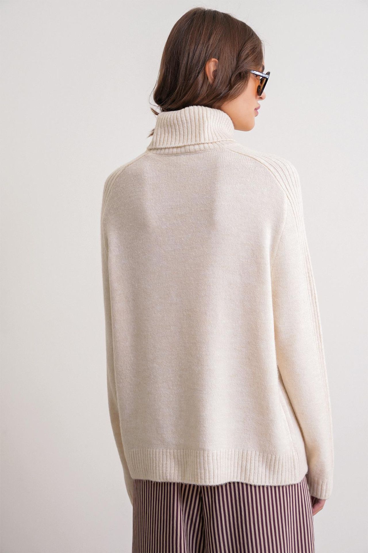 Mixray Loose Fit Turtleneck Knit Sweater 6