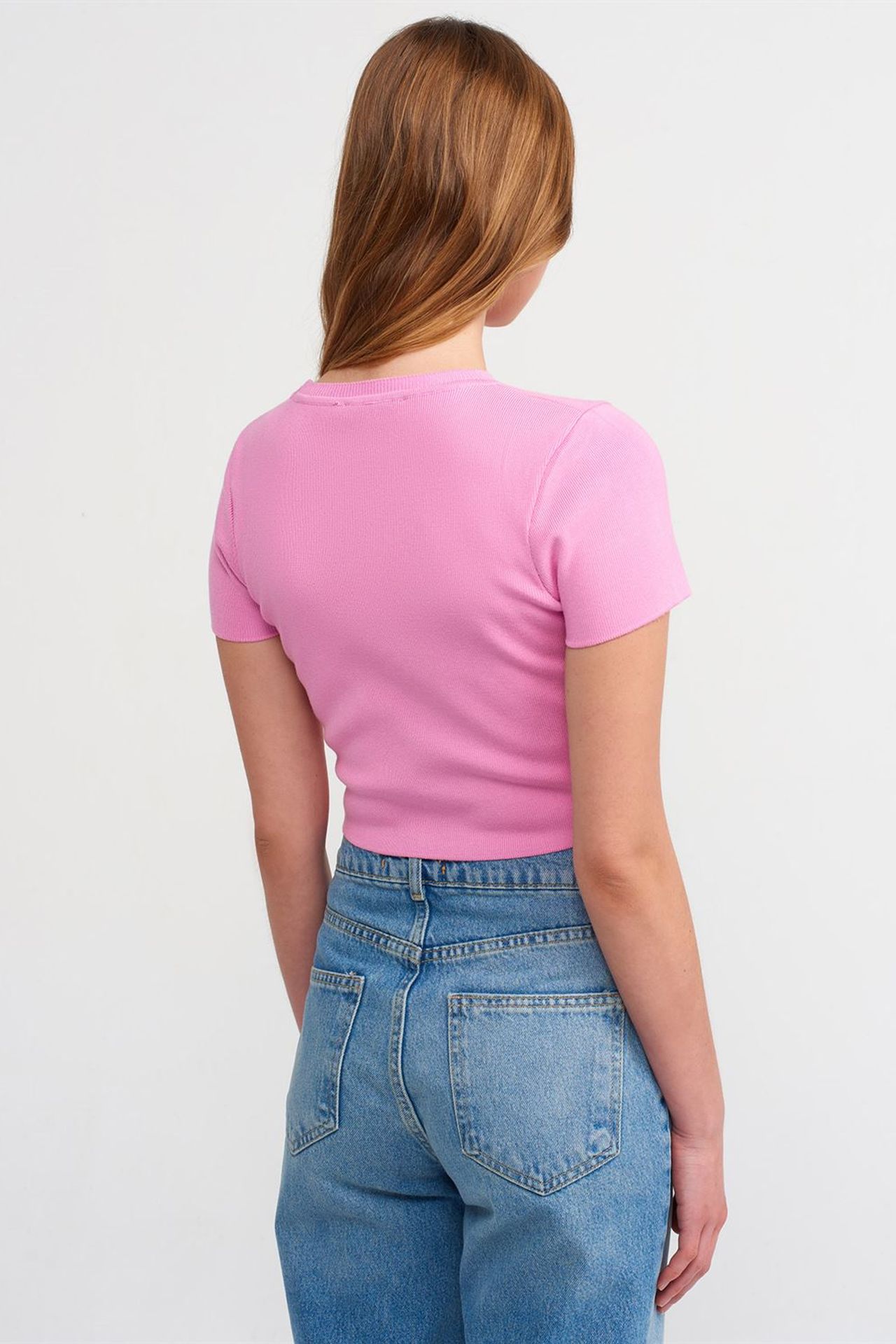 DILVIN Women's Ribbed Crop T-Shirt 2