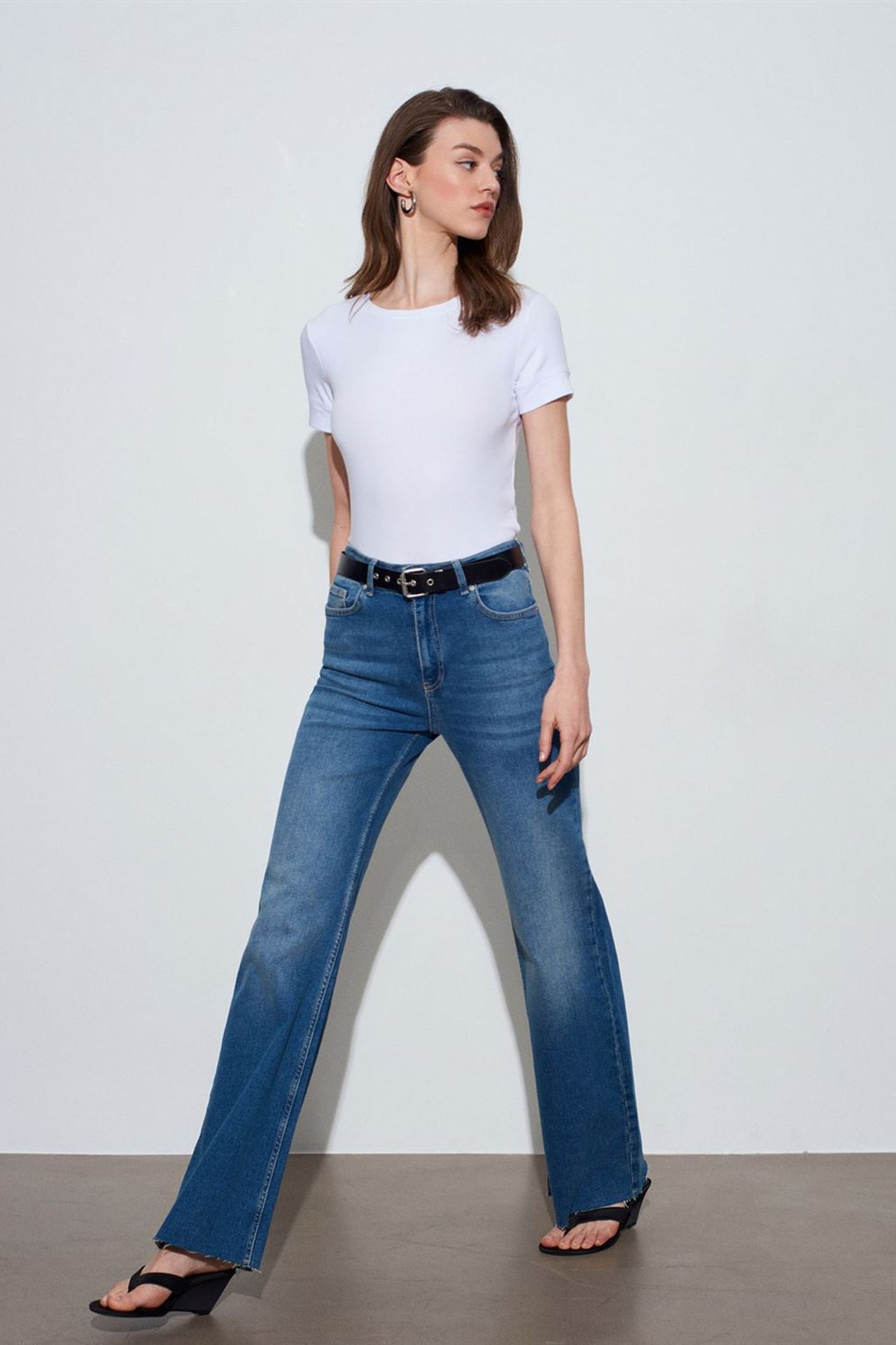 DILVIN Kadın Slim Fit Bisiklet Yaka Tişört 4