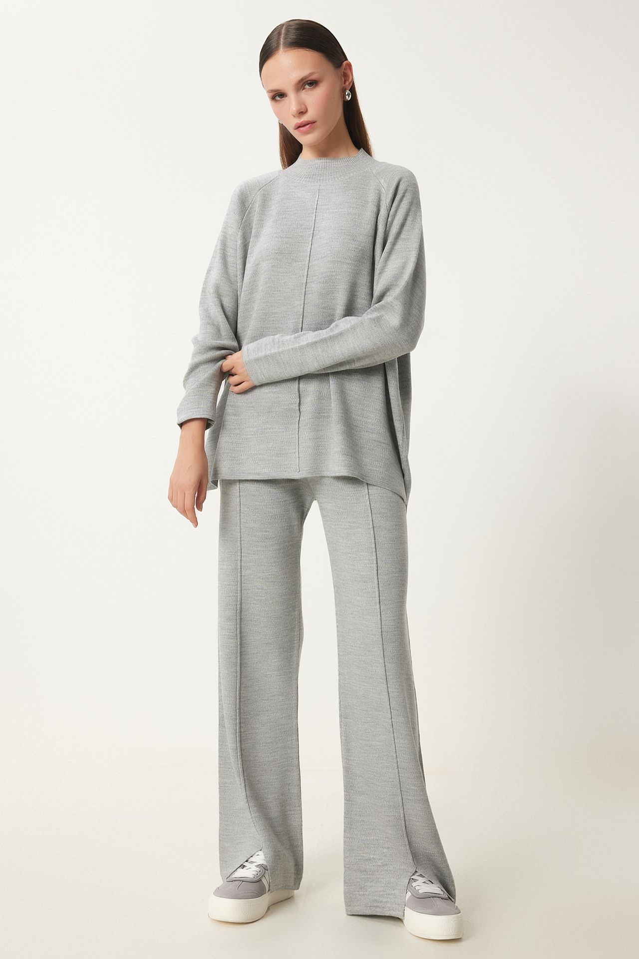 ISTANBUL Rib Detailed Knitted Two-Piece Set 1