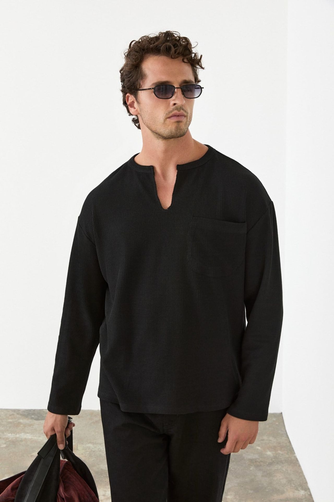 GRIMELANGE Long Sleeve Crew Neck Sweatshirt 1