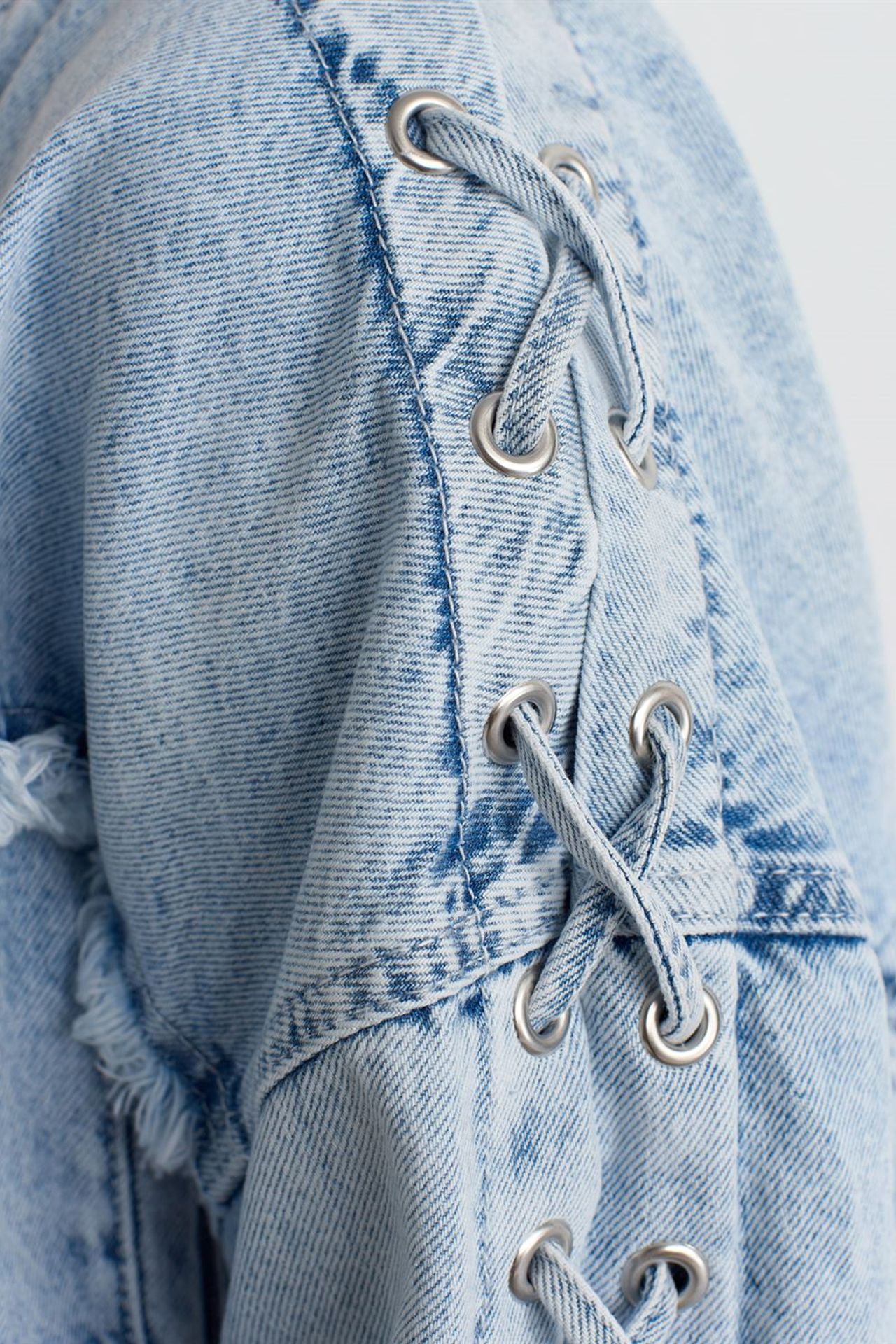 DILVIN Women's Cropped Denim Jacket With Shirt Collar 4