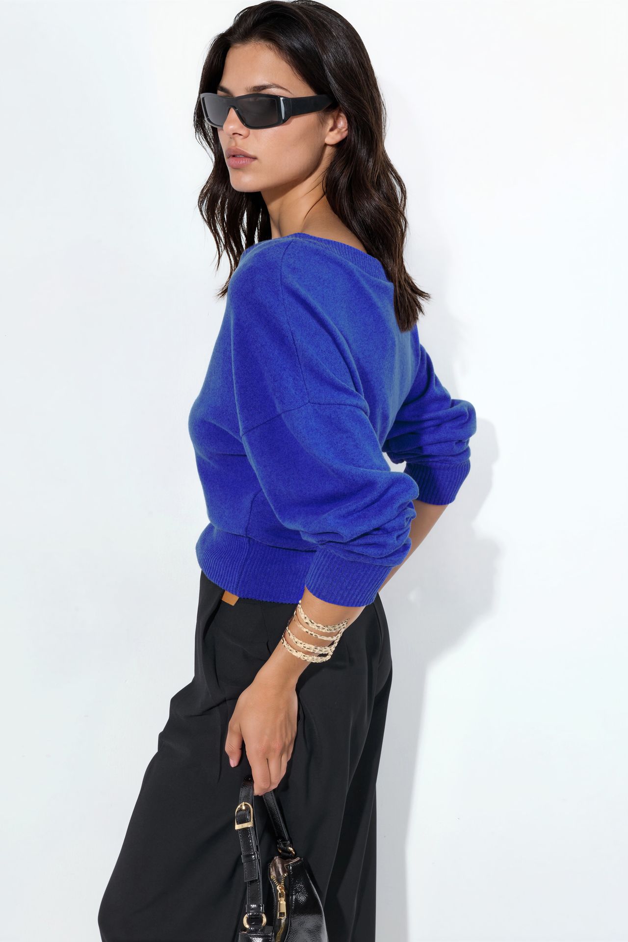 BUSEM Women's Crop V-neck Sweatshirt 2