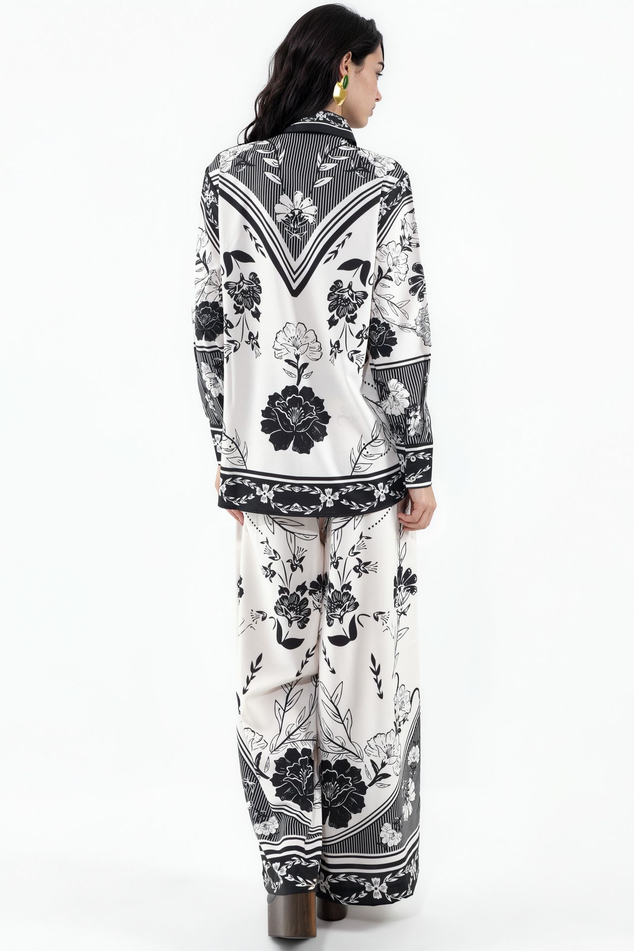MSN Floral Shirt And Wide-Leg Pants Coord 3