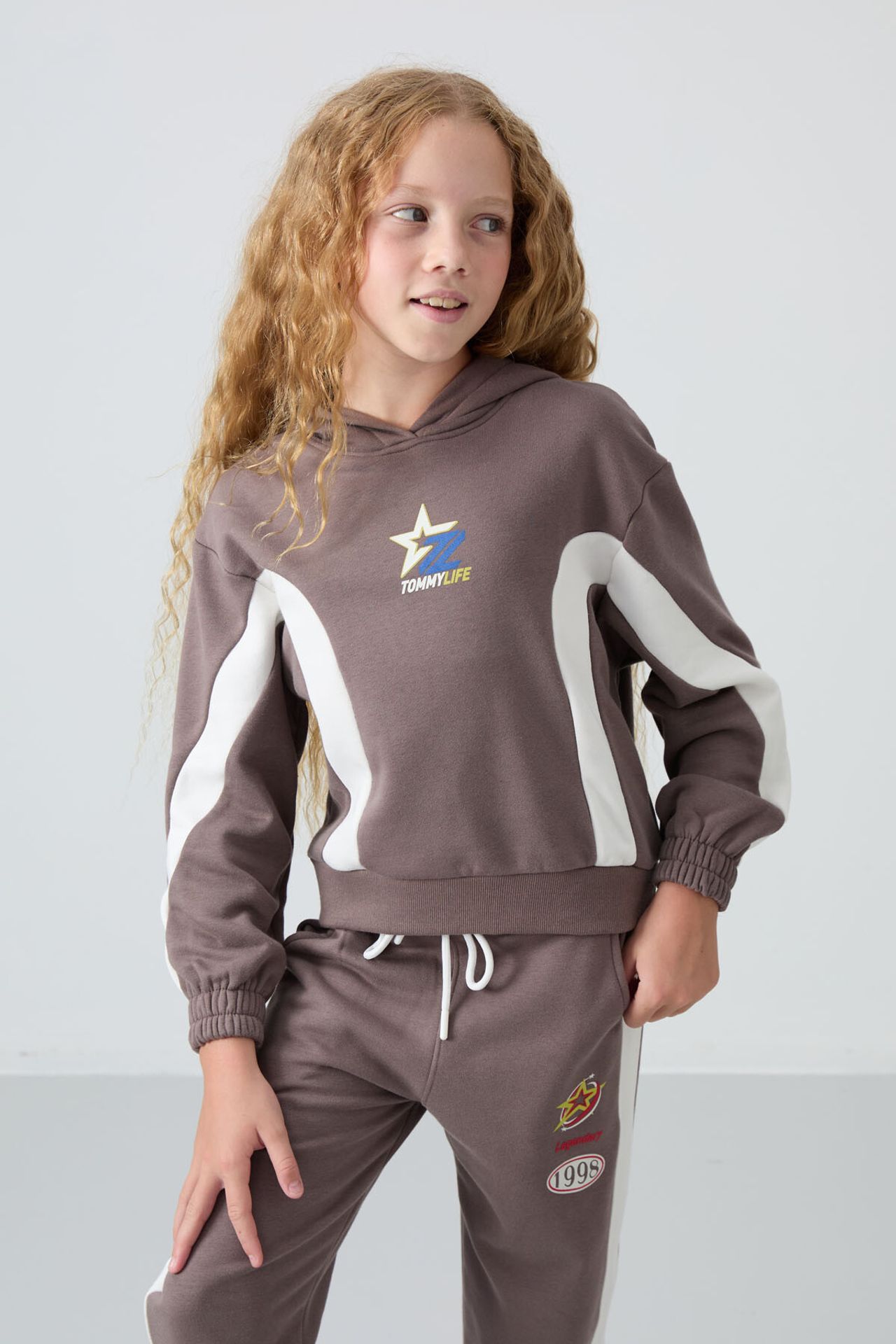 TOMMY Color Blocked Crew Neck Tracksuit 4