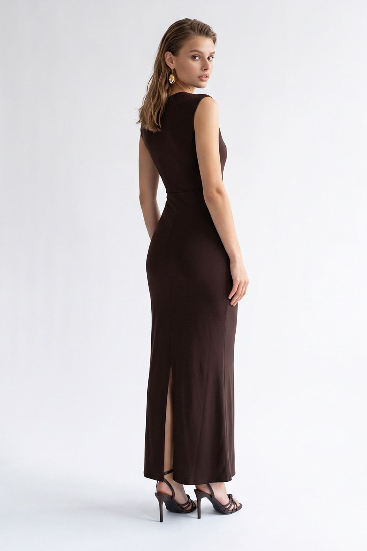 MIXRAY Sleeveless Bodycon Maxi Dress With Cowl Neck 6