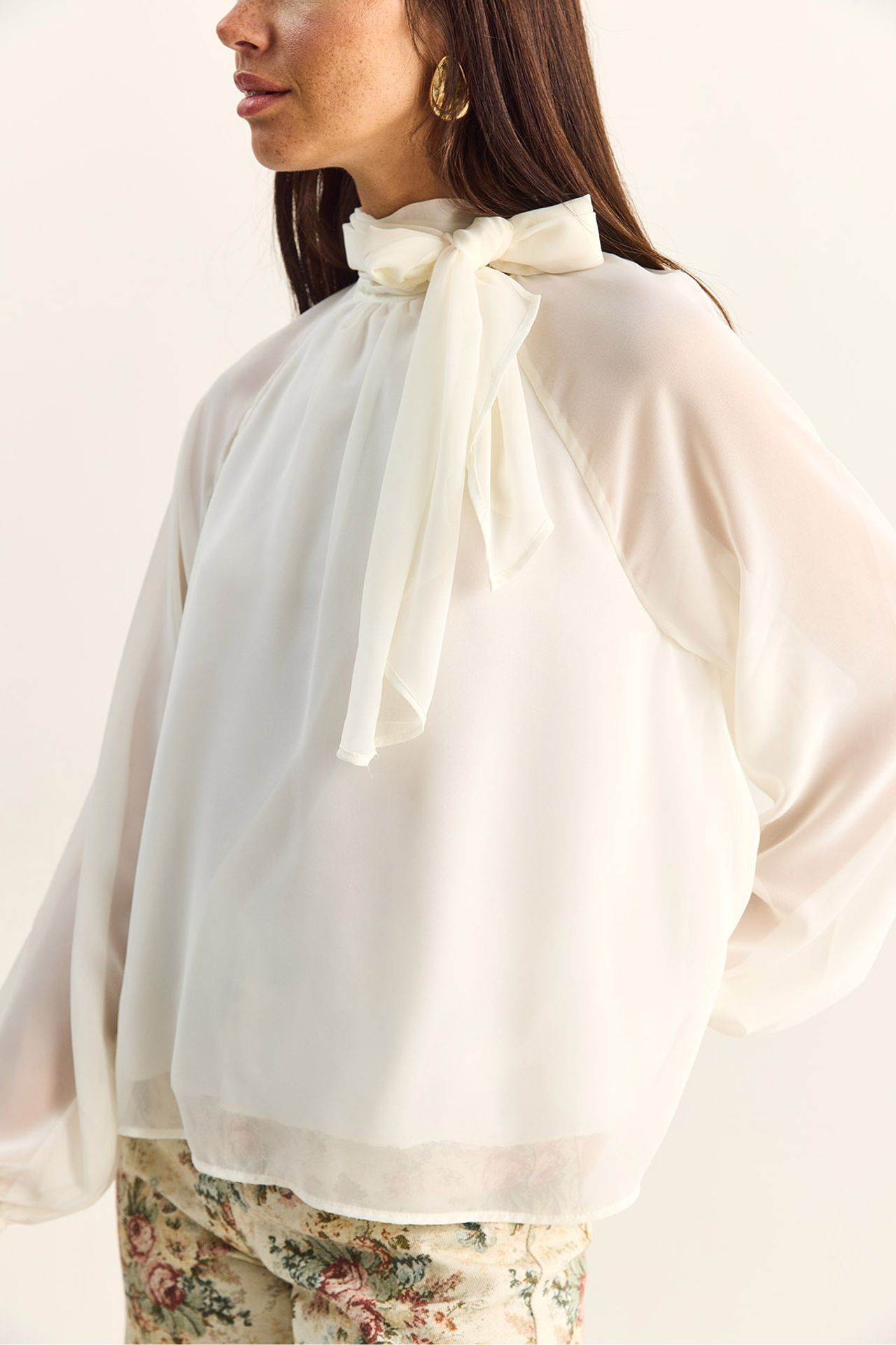LUCCI Turtleneck Chiffon Blouse 4