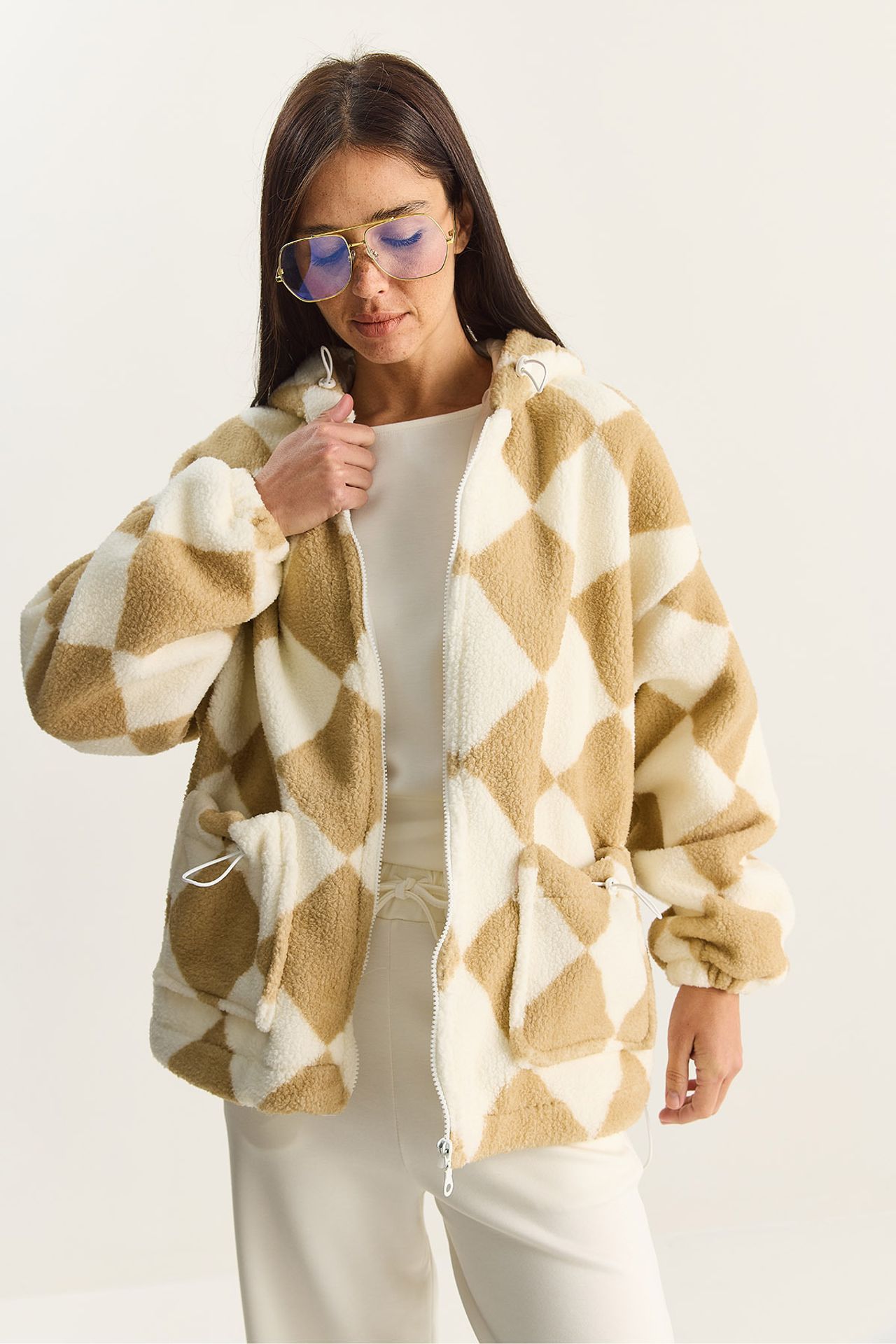 LUCCI Oversized Diamond Patterned Plush Jacket
