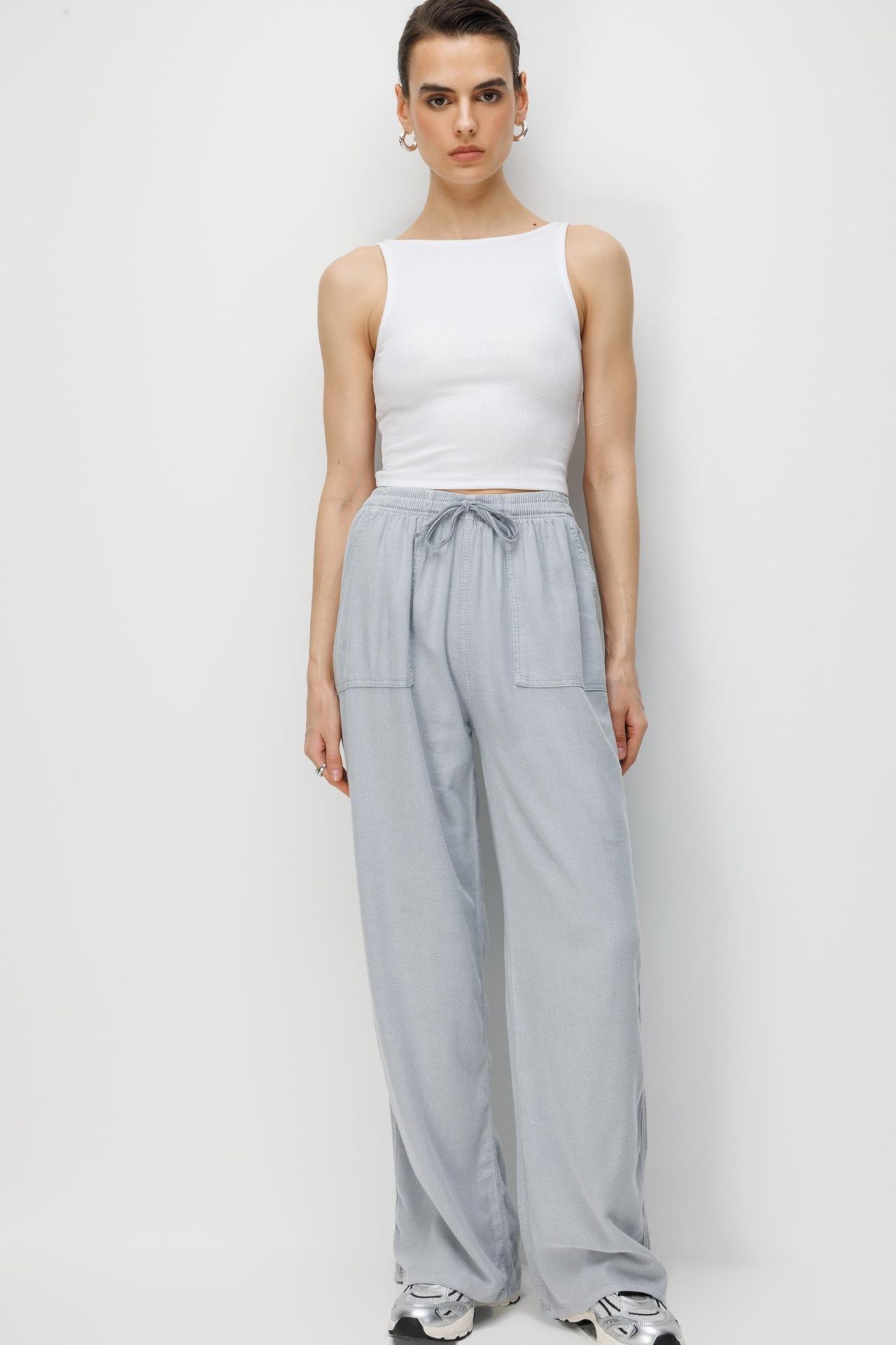 MIXRAY Mid Waist Straight Leg Cotton Pants with Tie Closure 3