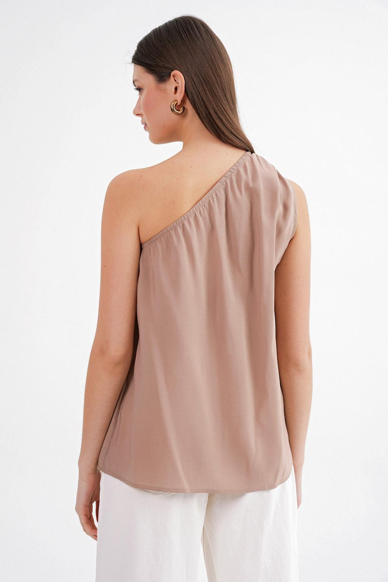 Mixray Asymmetrical Collar Accessory Detailed Top 6